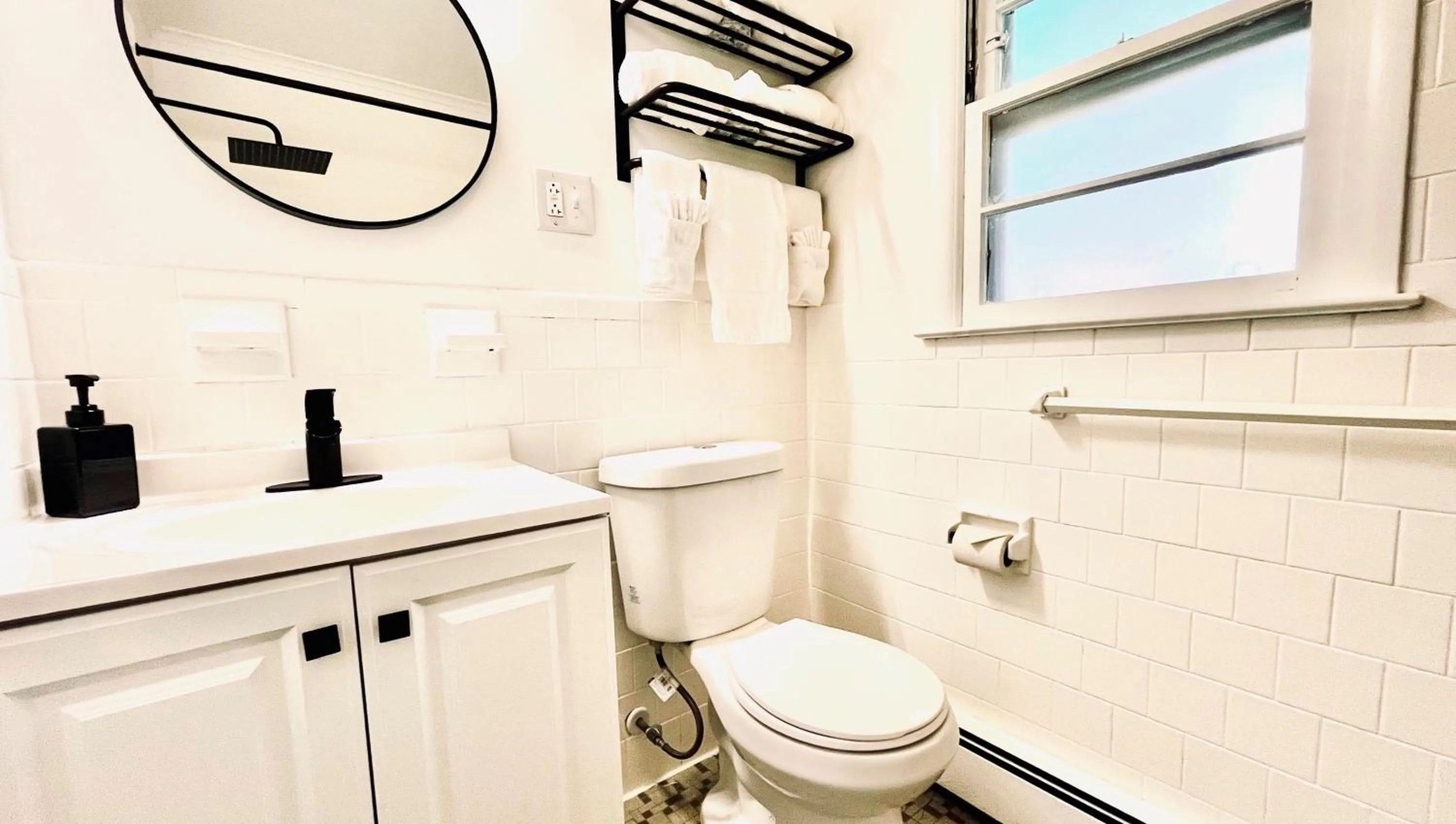 Bathroom in Motel Luzerne