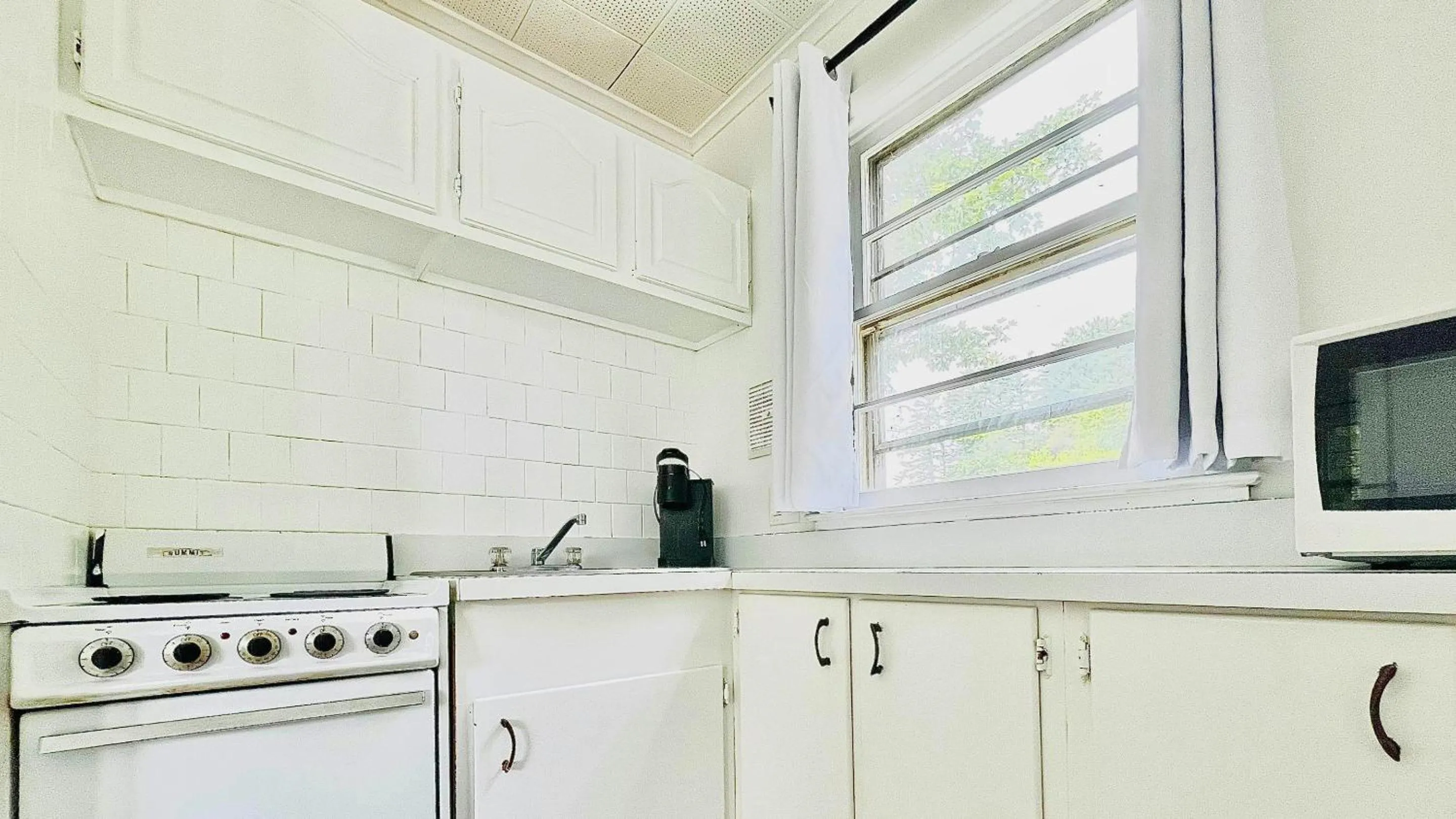 Photo of the whole room in Motel Luzerne