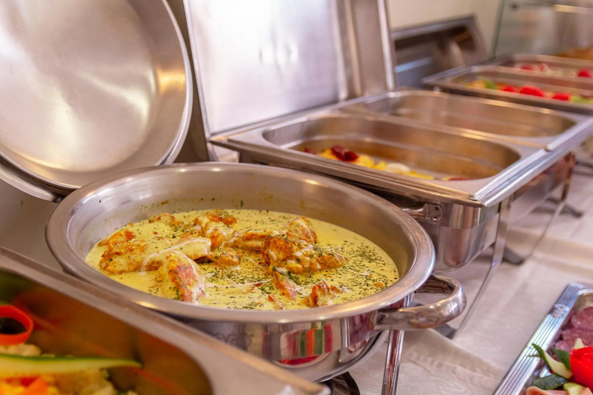 Breakfast in Hotel Art