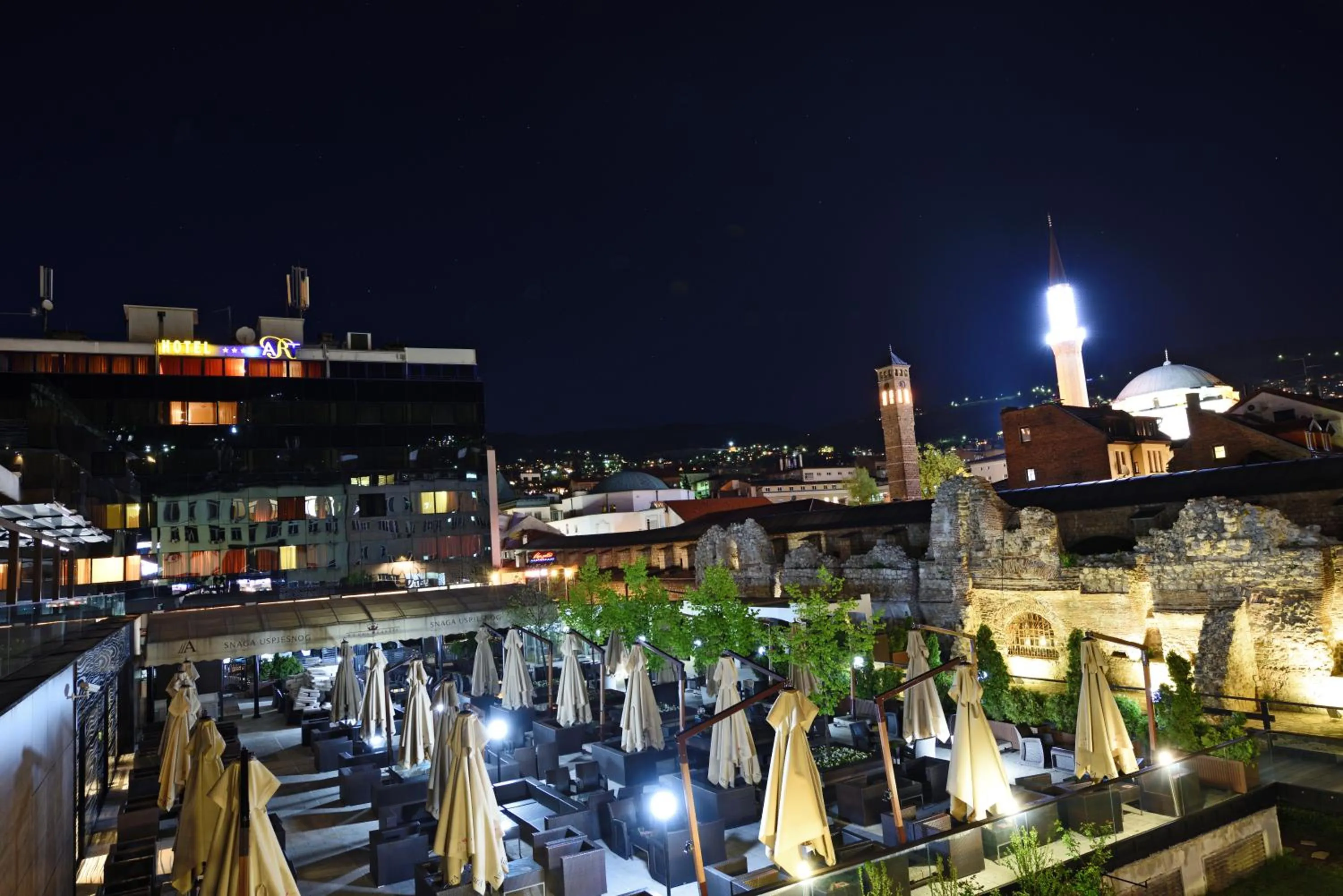 Property building in Hotel Art