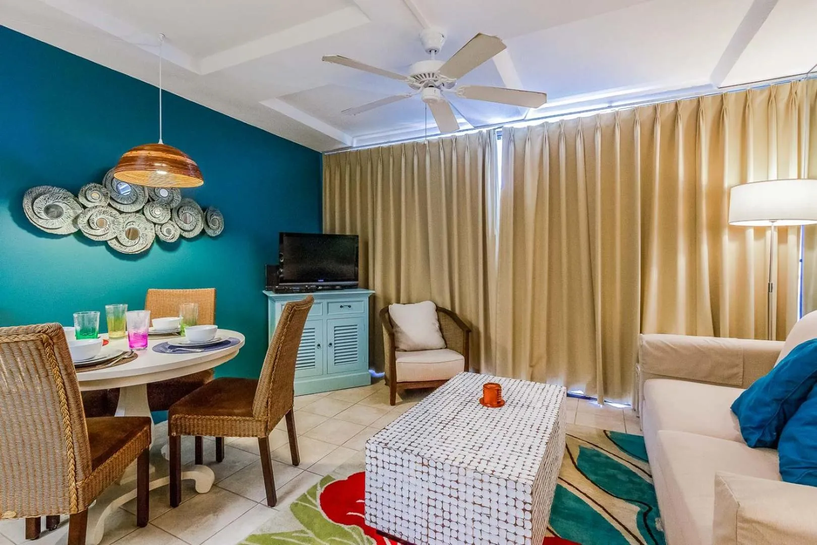 Living room, Bed in Hawaiian Princess Makaha