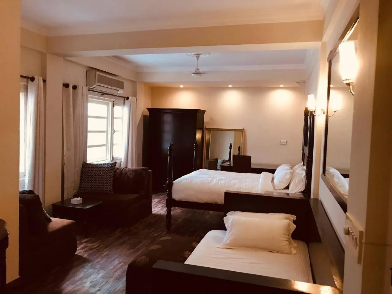 Bed in Courtyard Pujan Hotel Kathmandu - Thamel