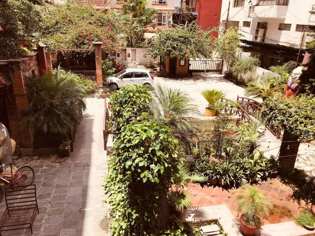 Garden view in Courtyard Pujan Hotel Kathmandu - Thamel