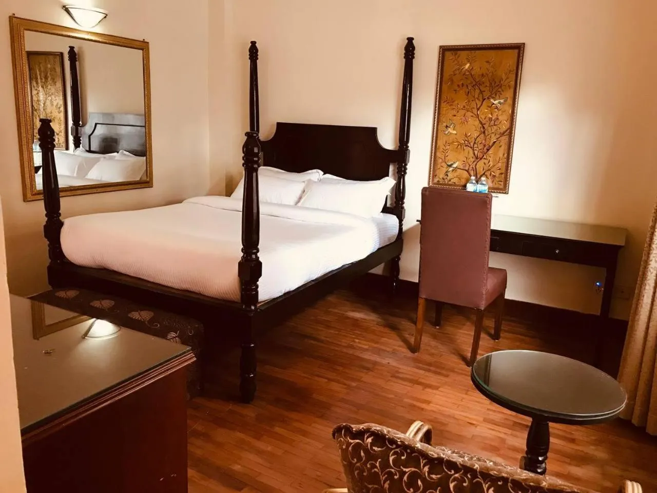 Bed in Courtyard Pujan Hotel Kathmandu - Thamel