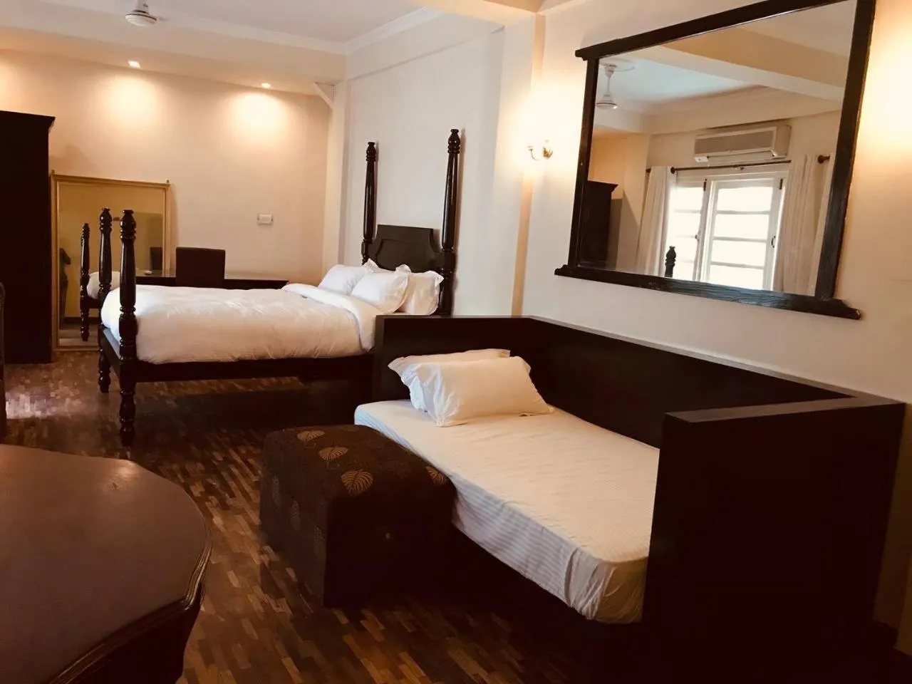 Bed in Courtyard Pujan Hotel Kathmandu - Thamel