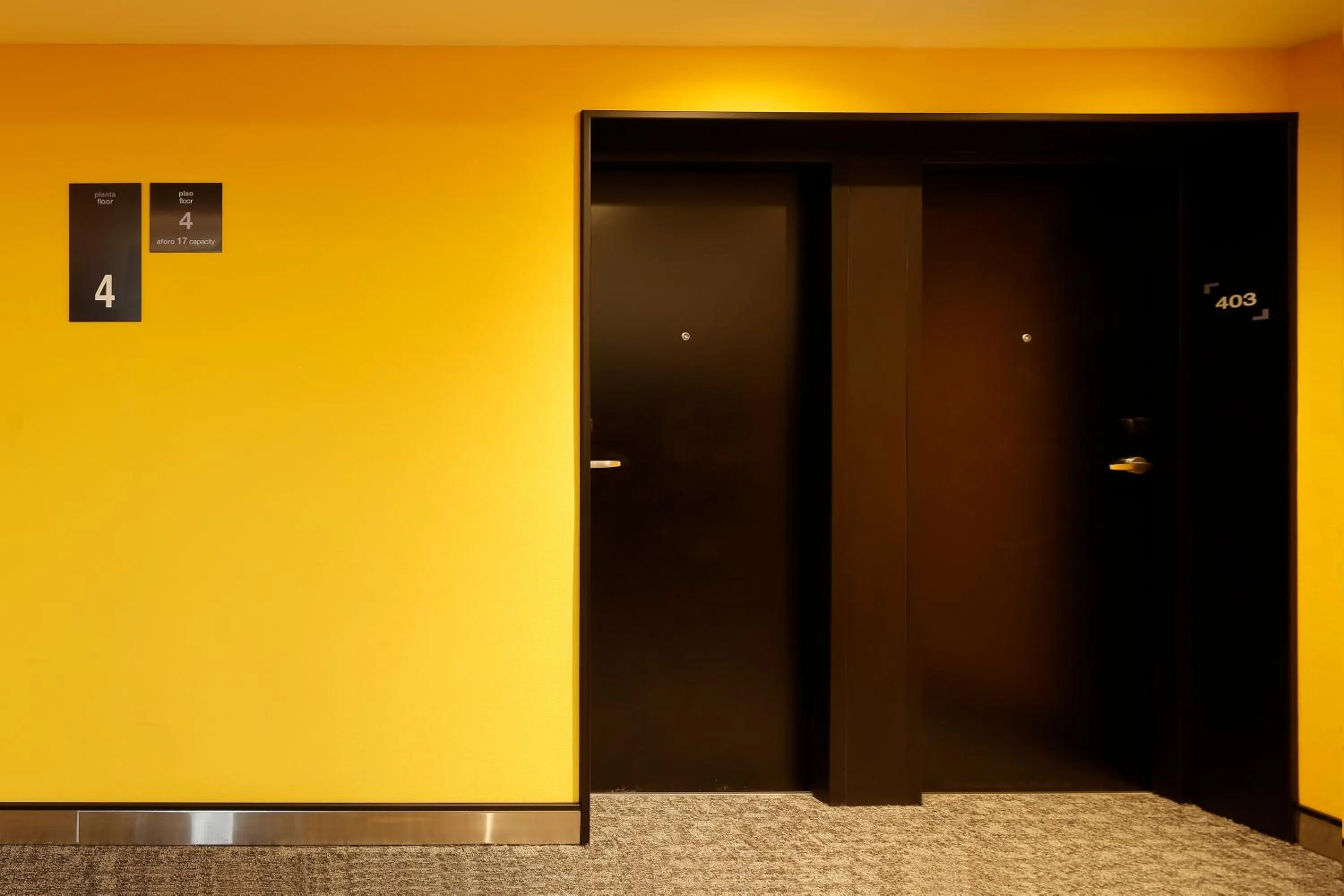 Property building in Ikonik Miraflores