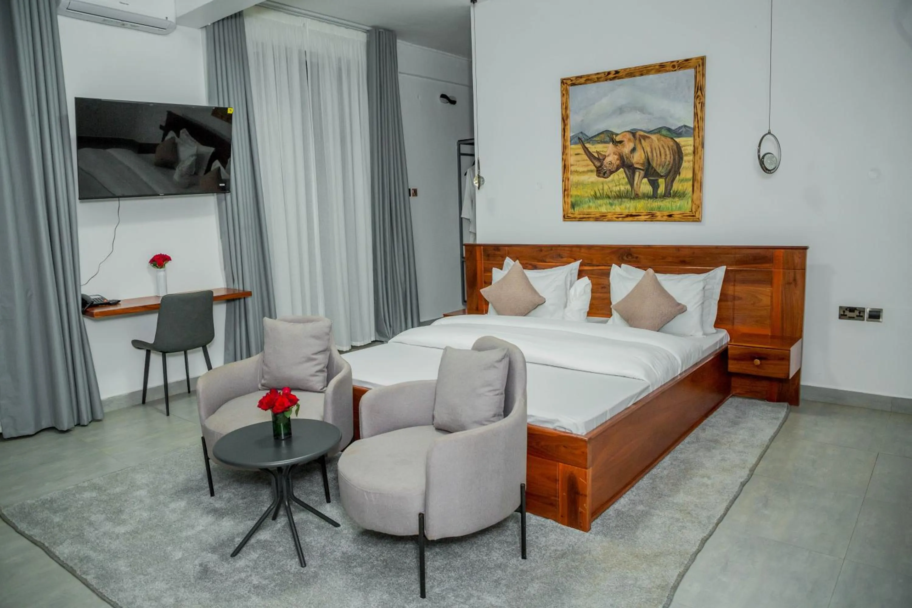 Photo of the whole room, Bed in Shose Farmhouse Chalets & Campsite