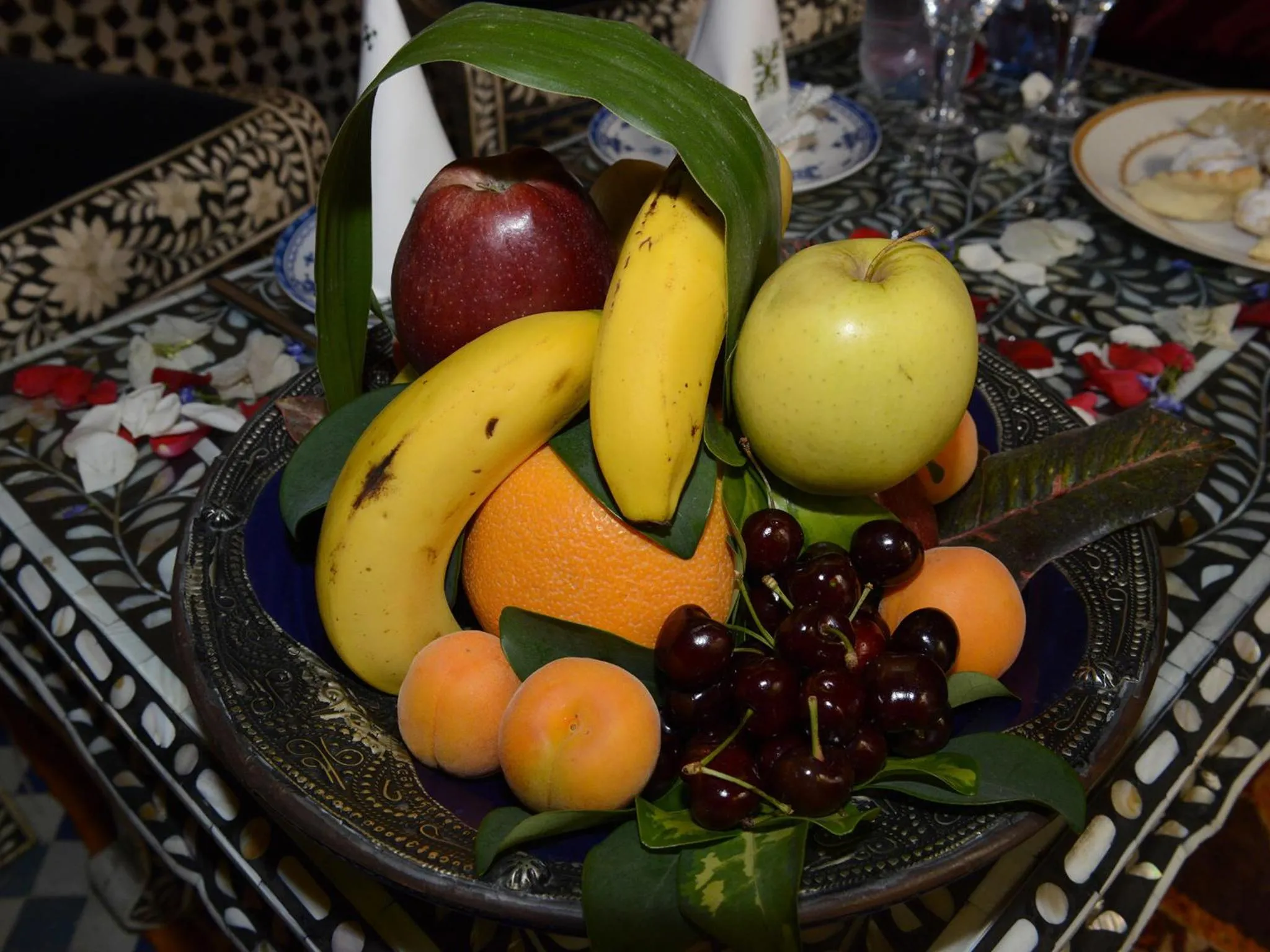 Restaurant/places to eat in Riad El Yacout