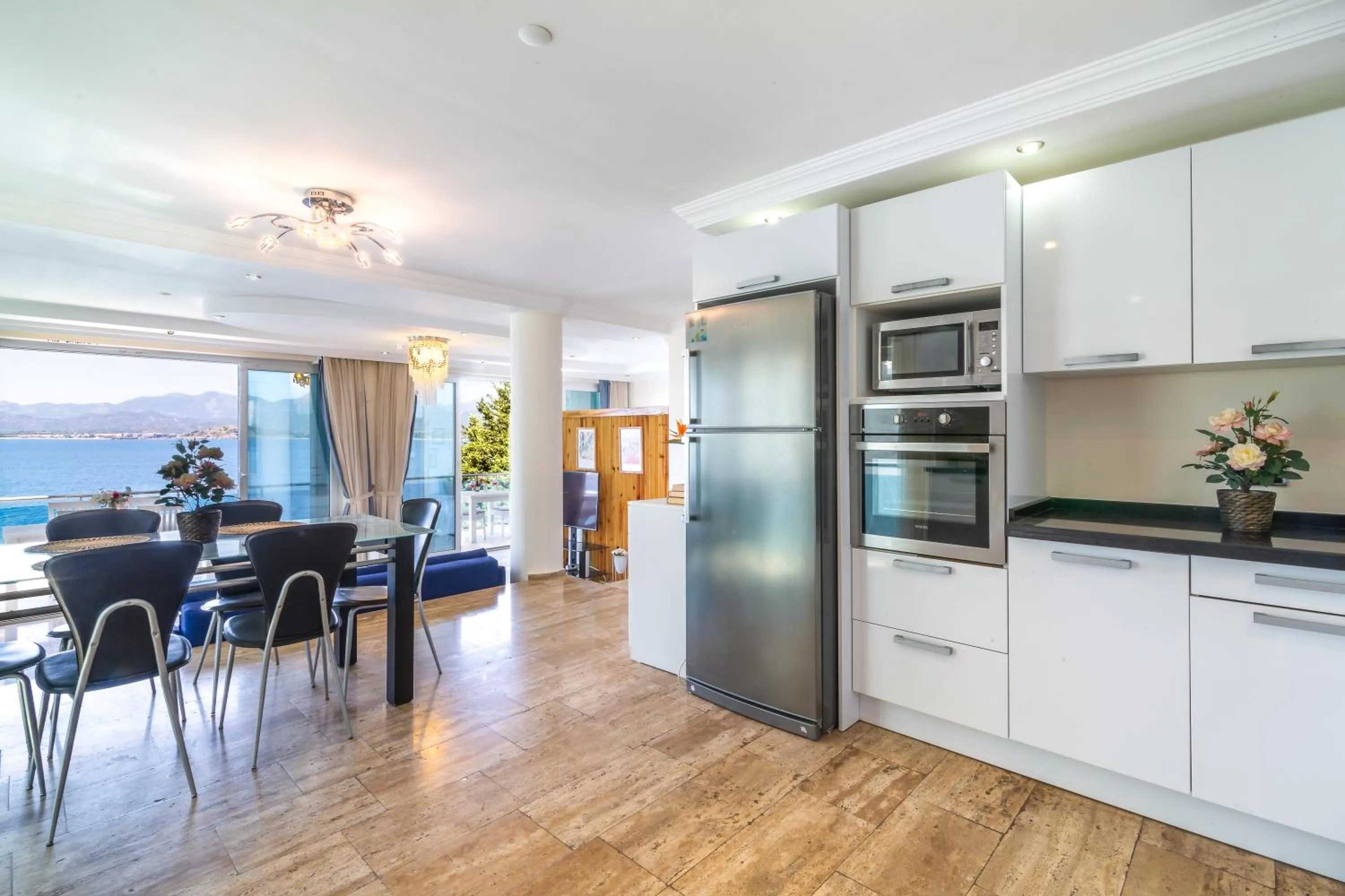 Kitchen or kitchenette in Sofia Ada