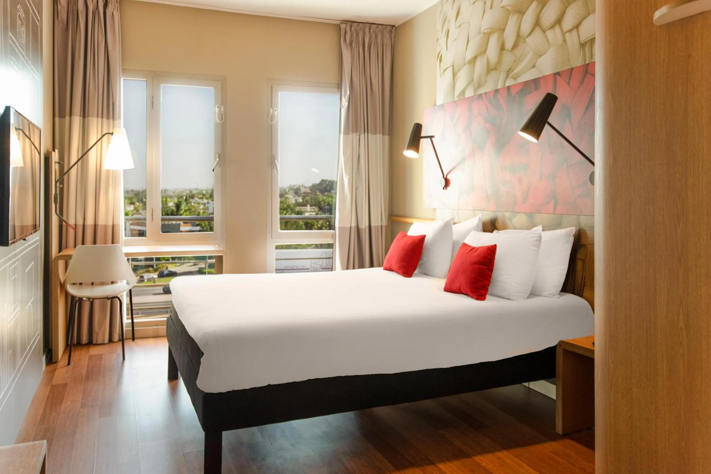 TV and multimedia, Bed in Ibis Casablanca Sidi Maarouf