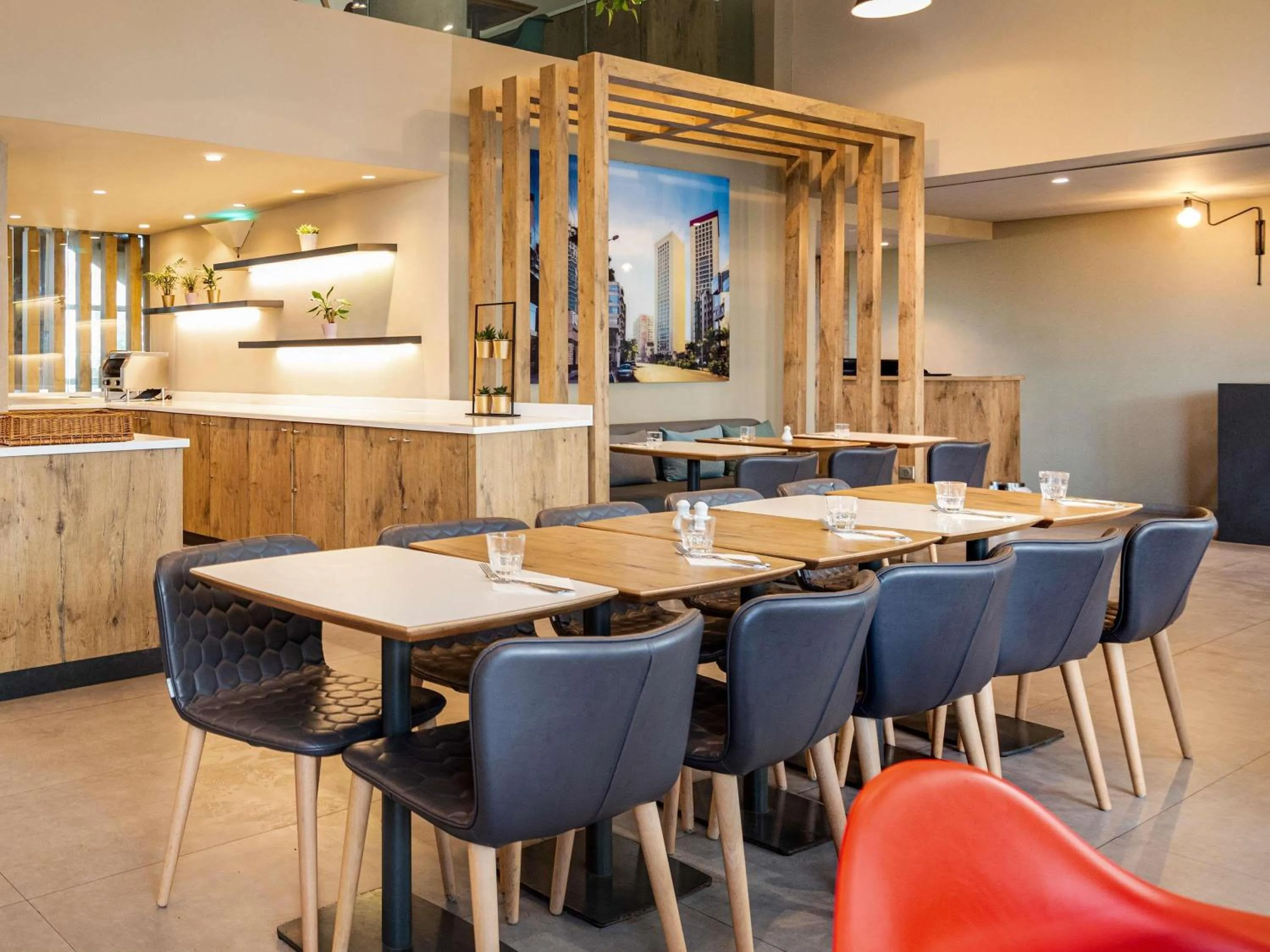 Restaurant/places to eat in Ibis Casablanca Sidi Maarouf