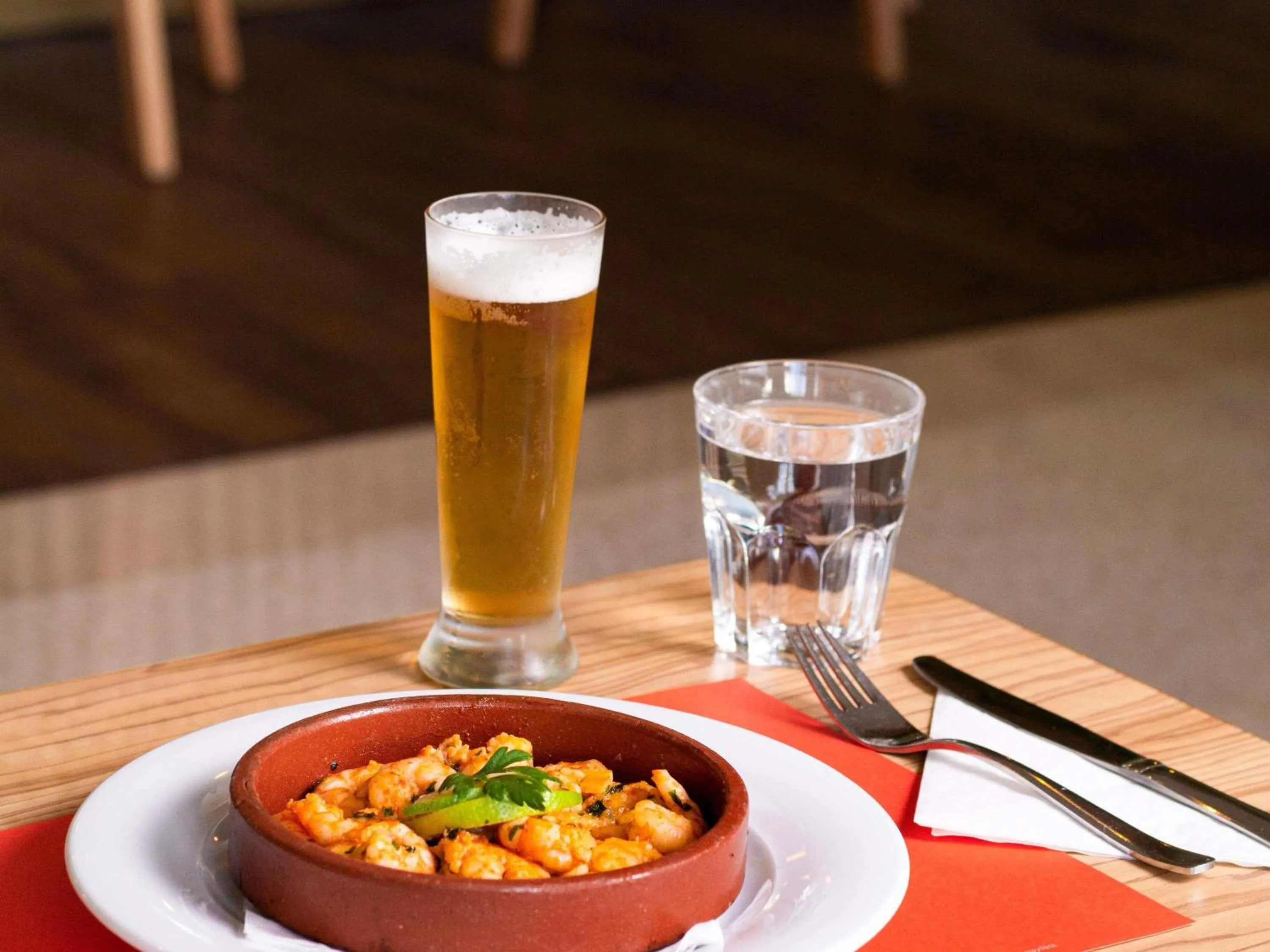 Restaurant/places to eat in Ibis Casablanca City Center