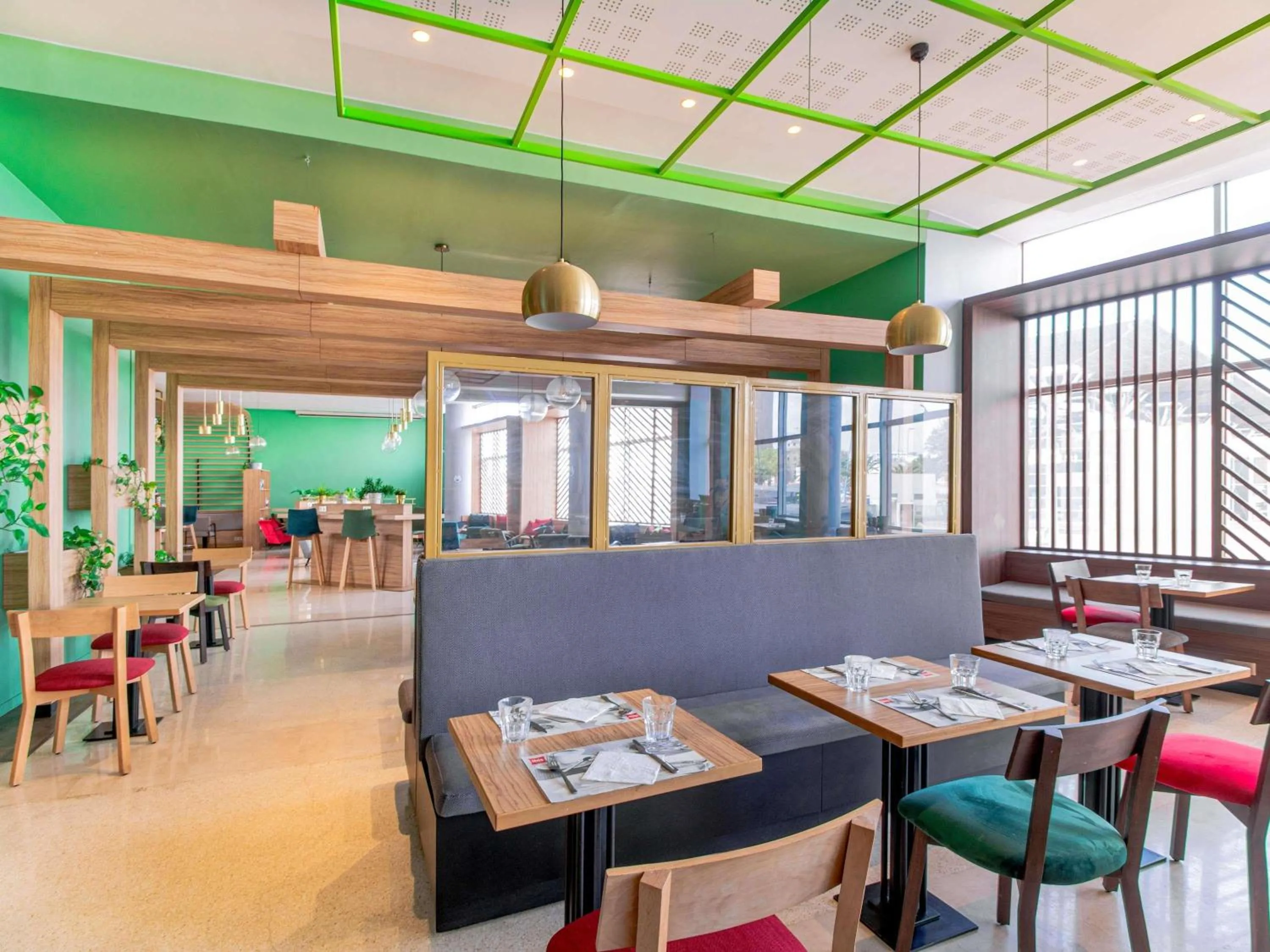 Restaurant/places to eat in Ibis Casablanca City Center