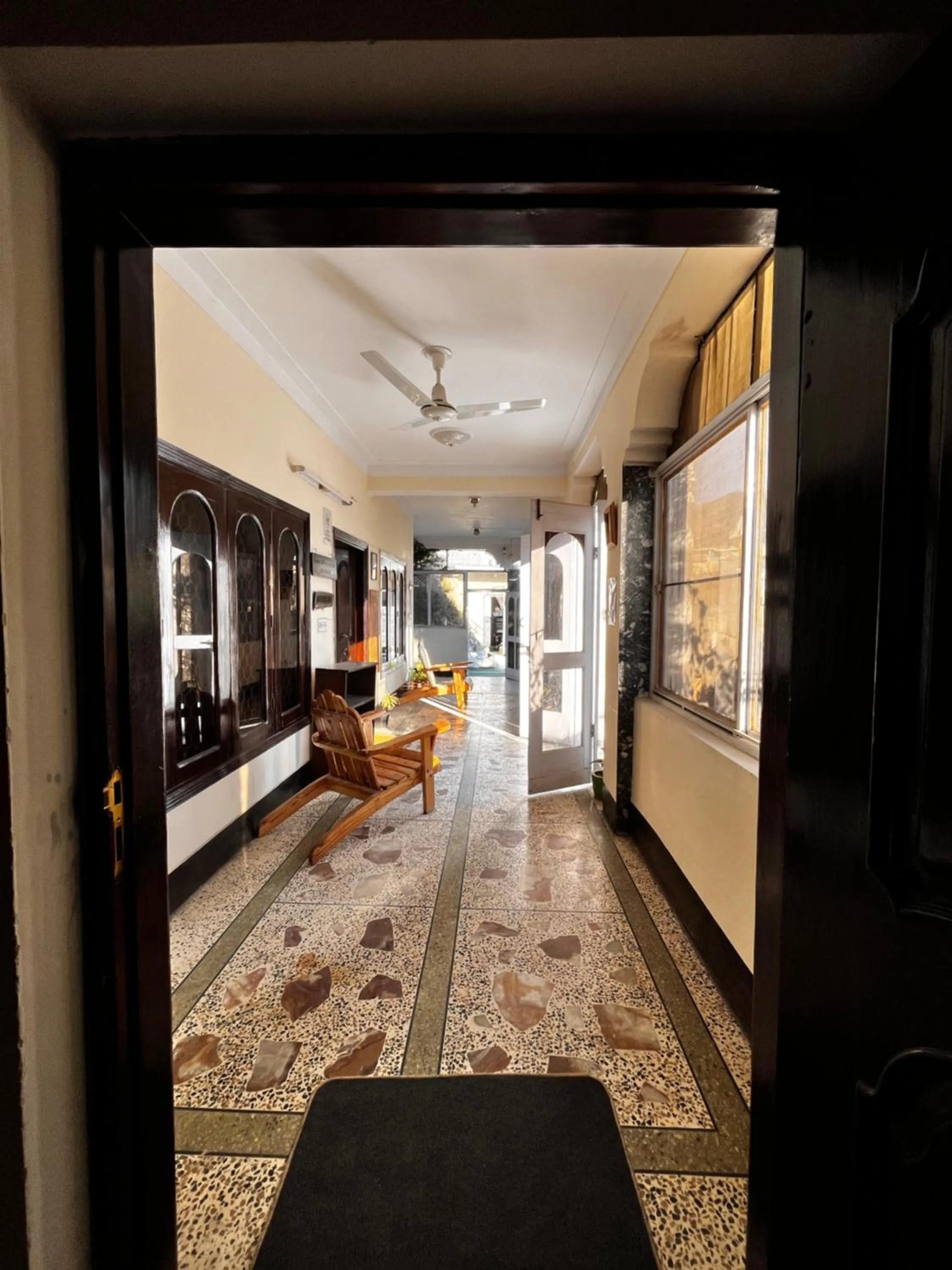 Republika Central Hotel & Resort