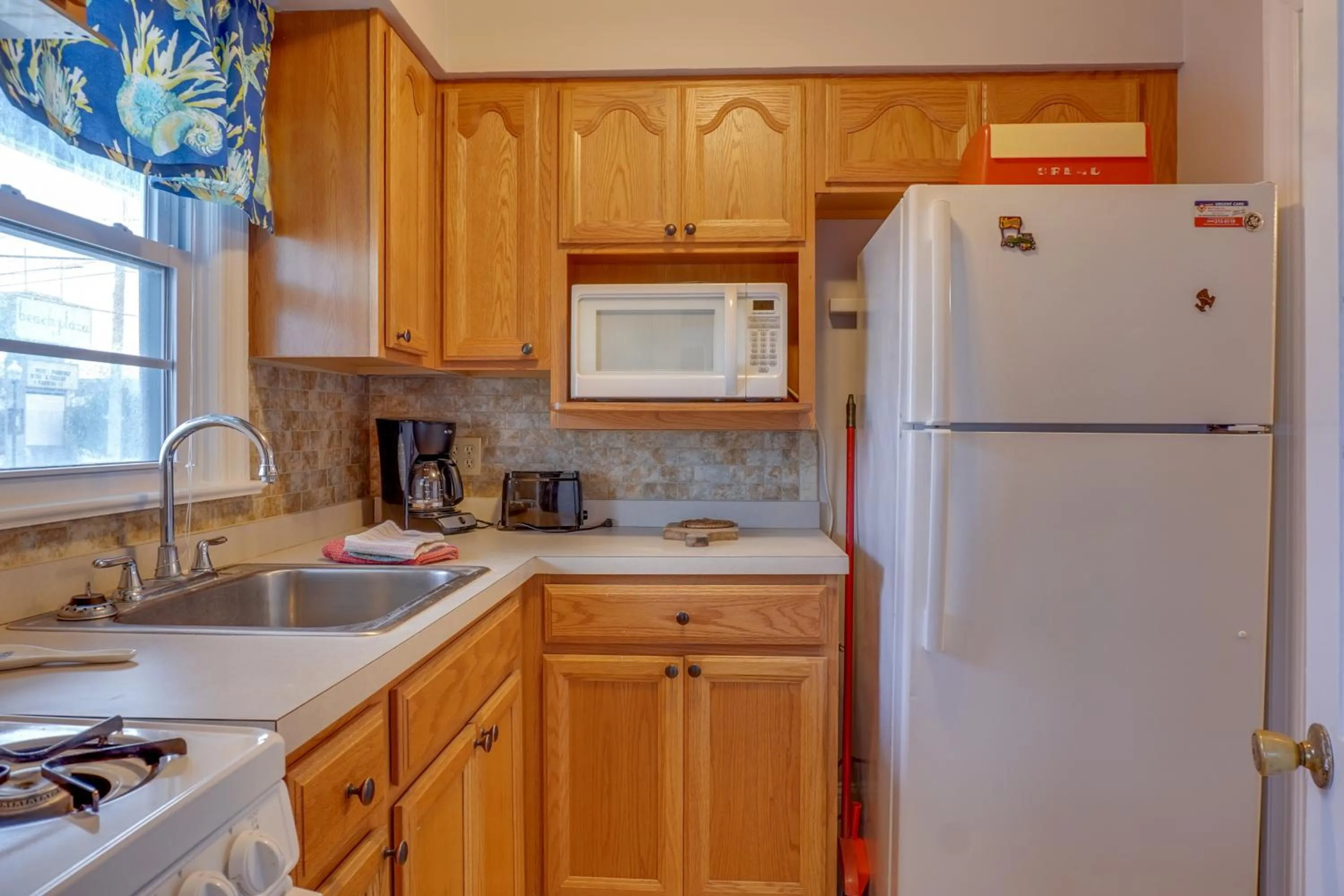 Kitchen or kitchenette in Ocean Terrace Family Apartments