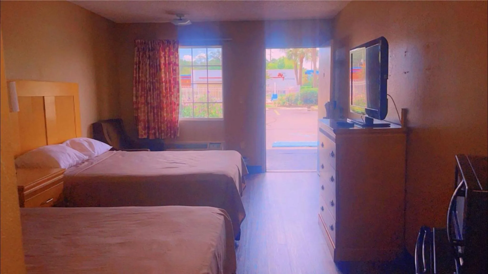 Bedroom, Bed in JAX INN