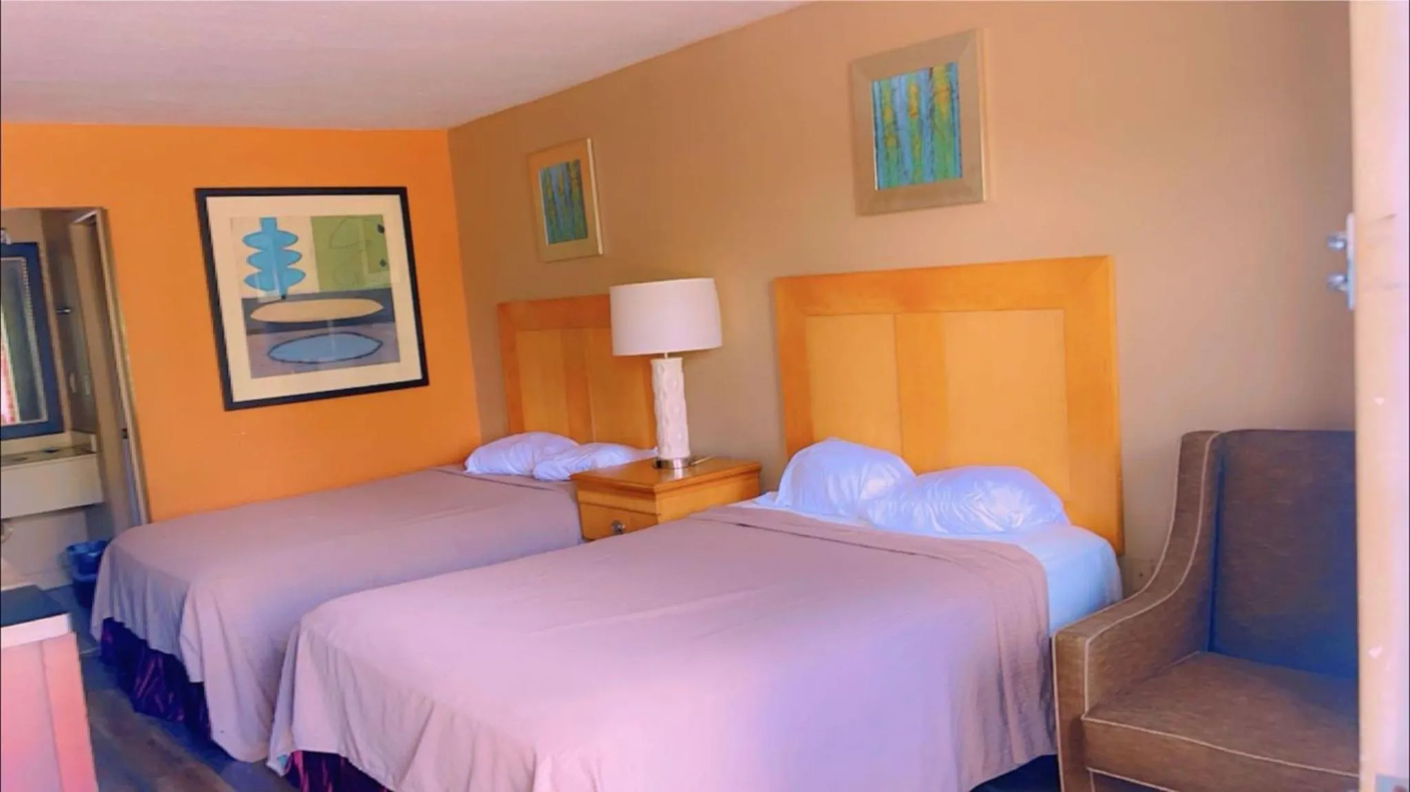 Bedroom, Bed in JAX INN