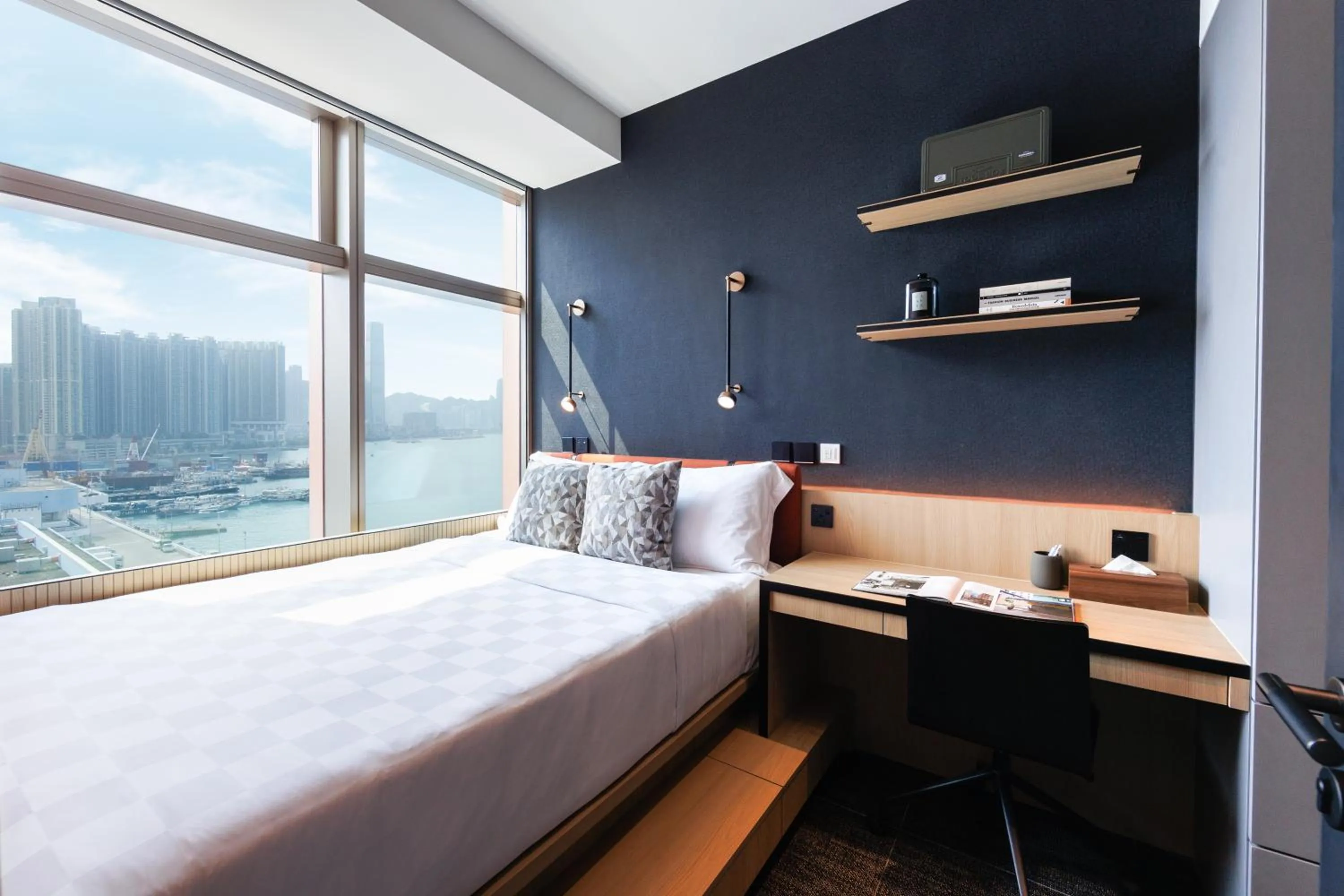 Bedroom in TOWNPLACE WEST KOWLOON
