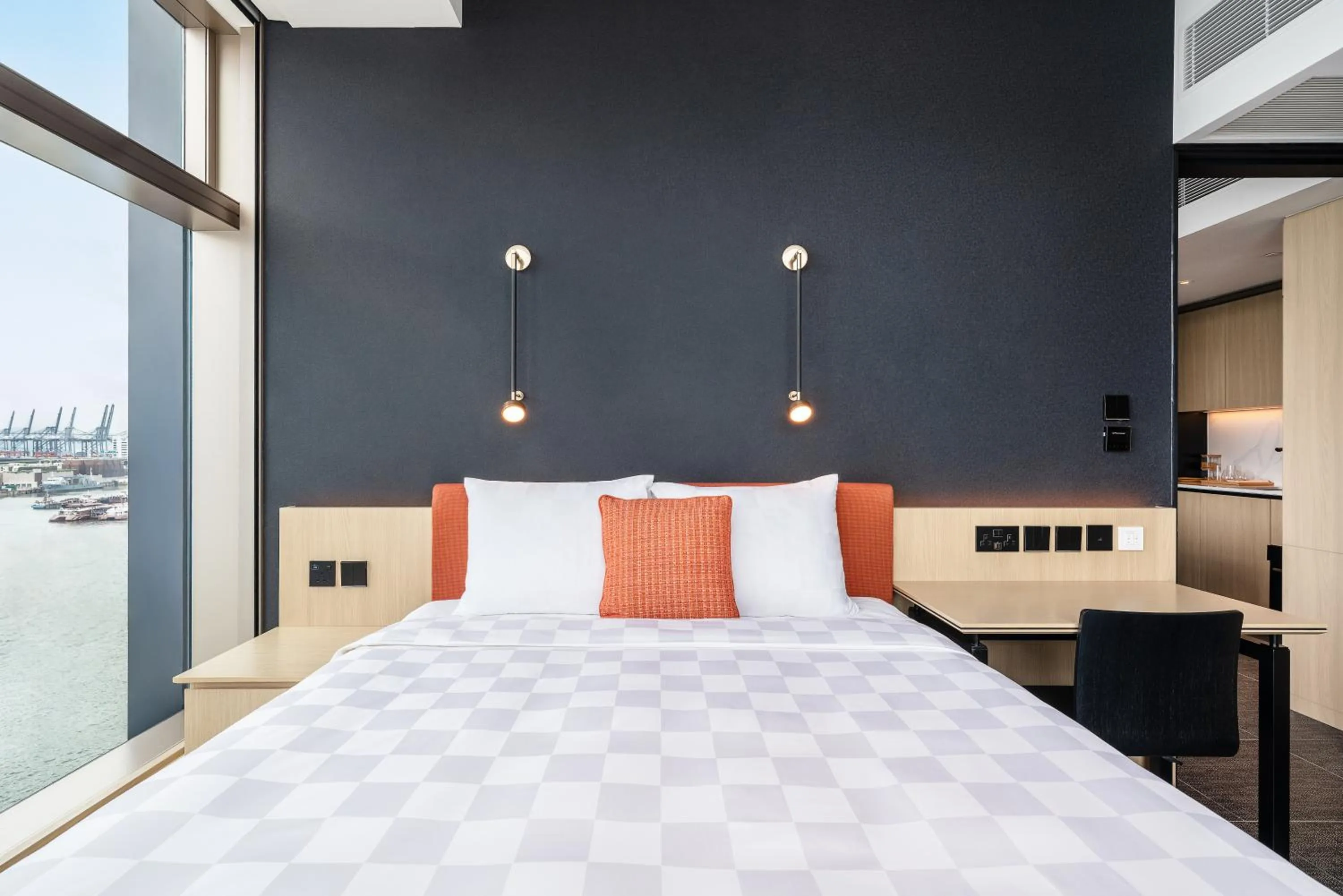 Bedroom in TOWNPLACE WEST KOWLOON