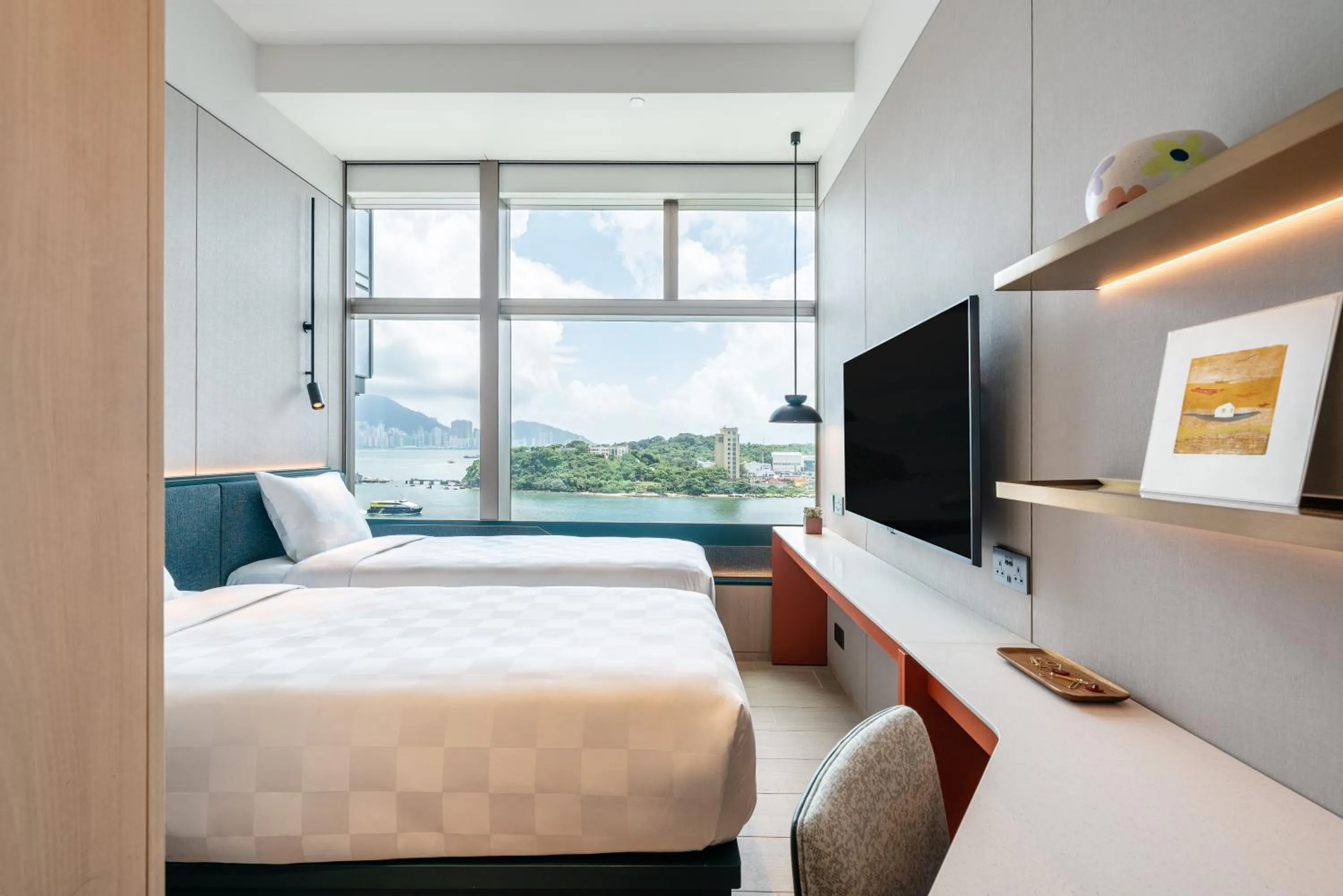 Bed in TOWNPLACE WEST KOWLOON