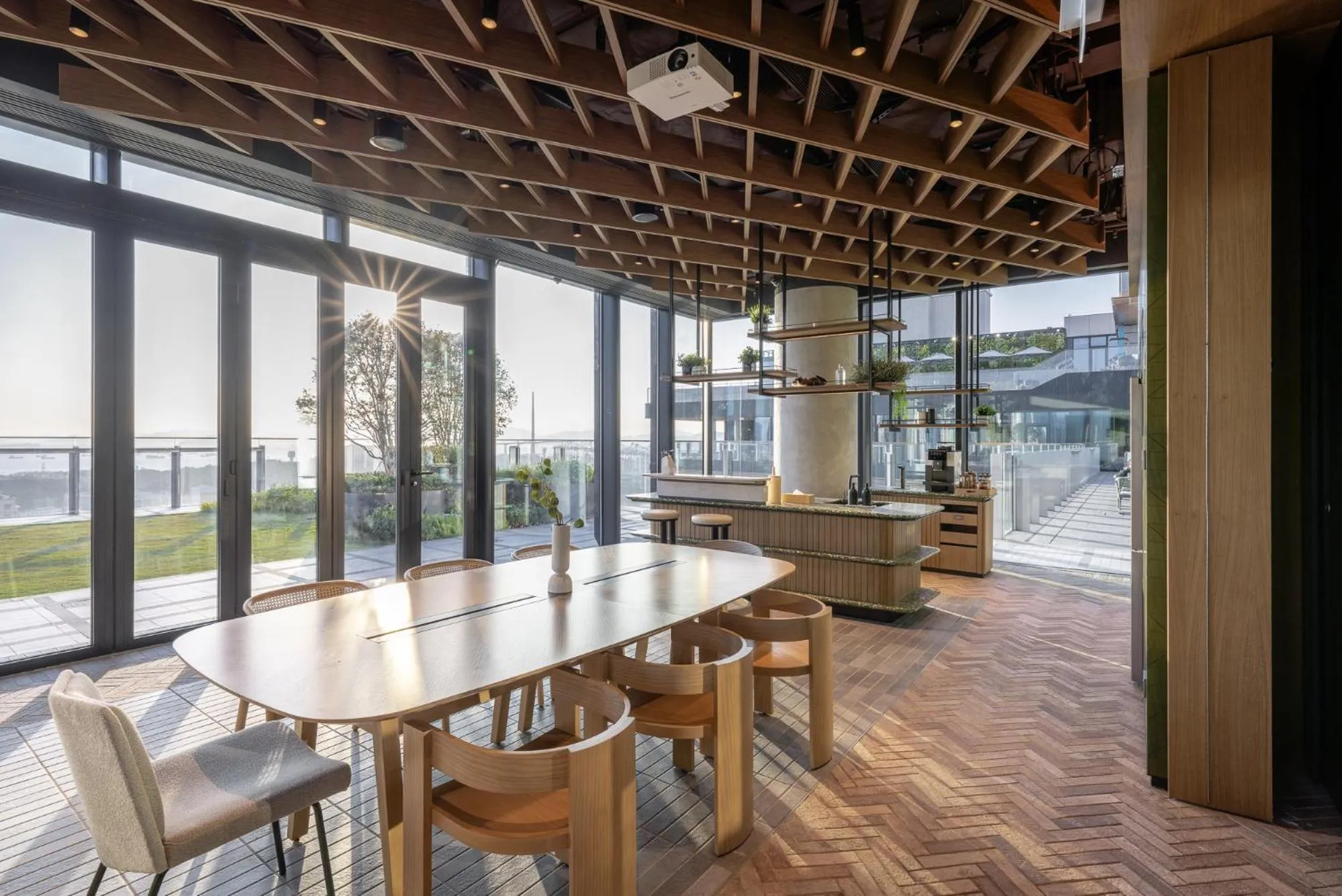 Restaurant/places to eat in TOWNPLACE WEST KOWLOON