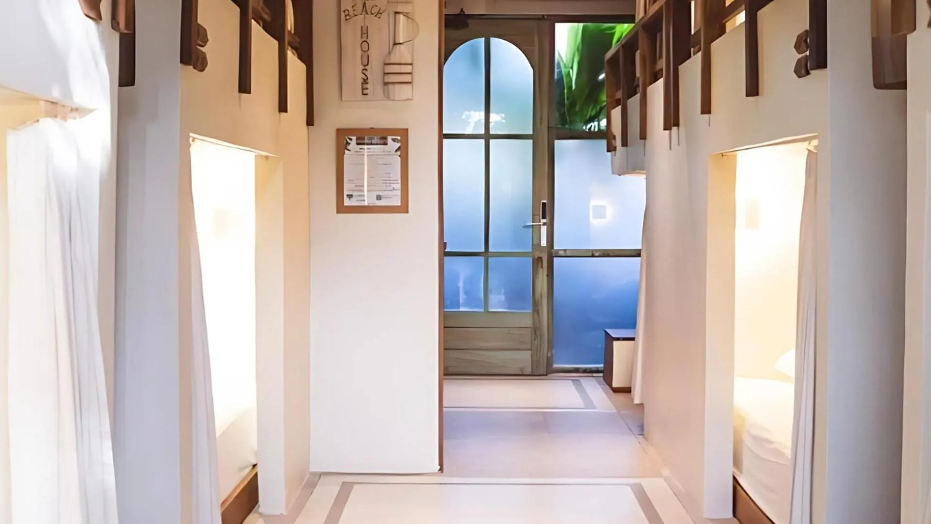 bunk bed in White Penny Hostel