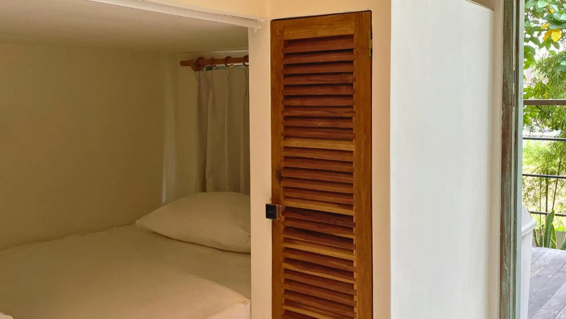 Bed in White Penny Hostel