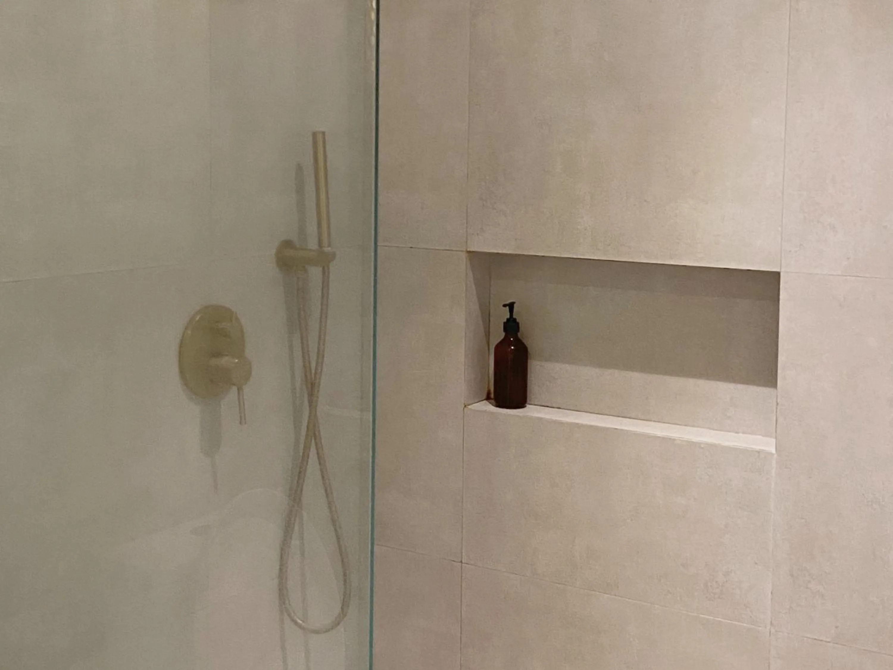 Bathroom in White Penny Hostel