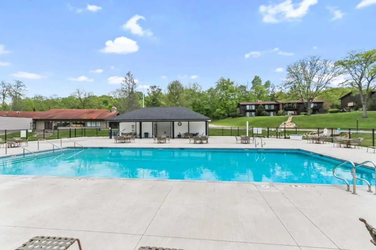 New Lake Como Condo with Lake Views