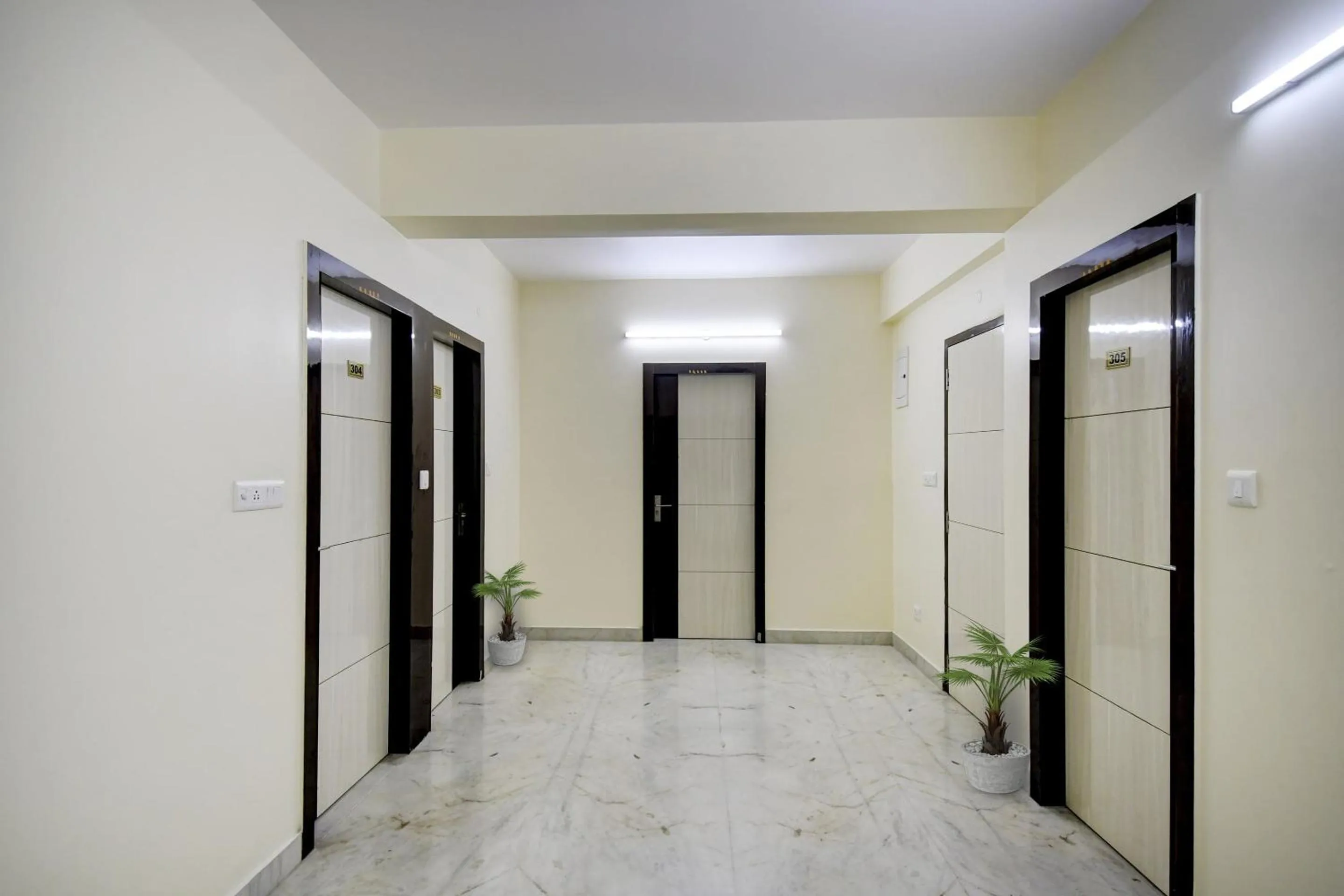 Lobby or reception in Townhouse TR Residence Newtown