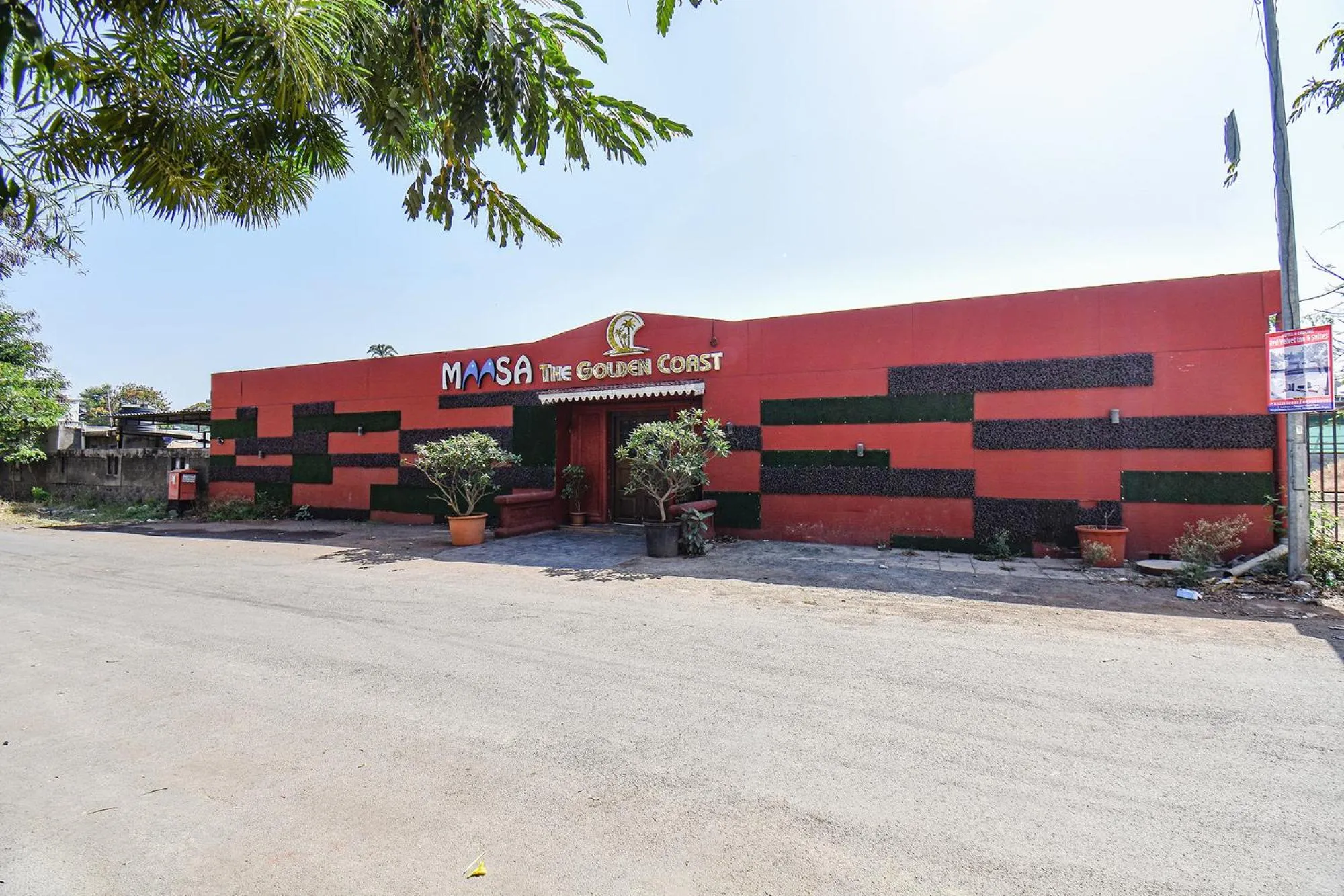 Property building in FabHotel Red Velvet Inn & Suites