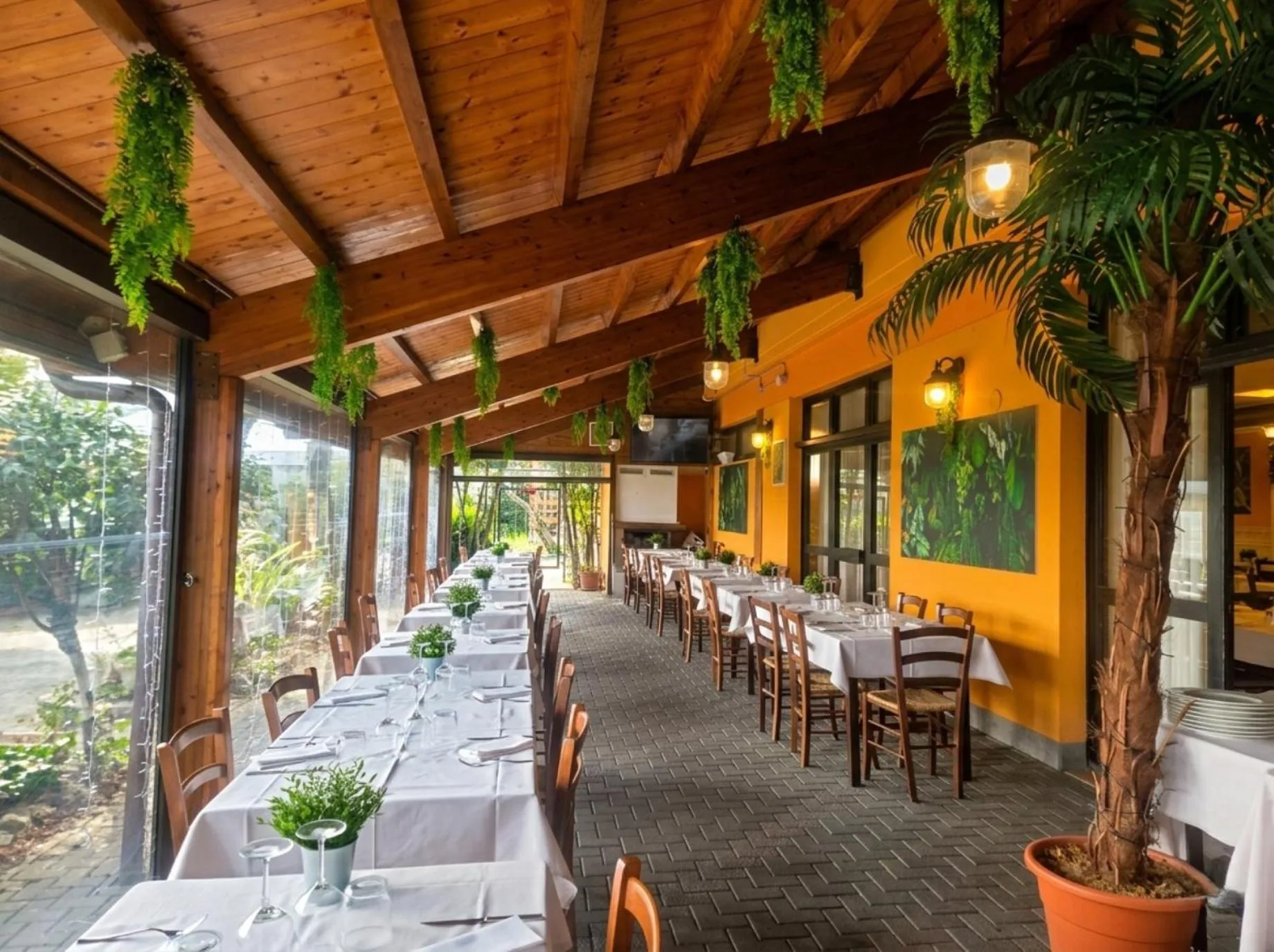 Restaurant/places to eat in Garden Village San Marino