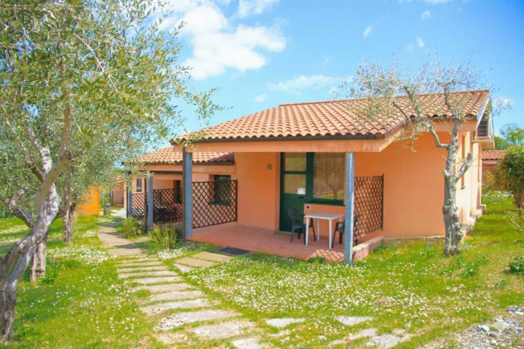 Property building in Garden Village San Marino