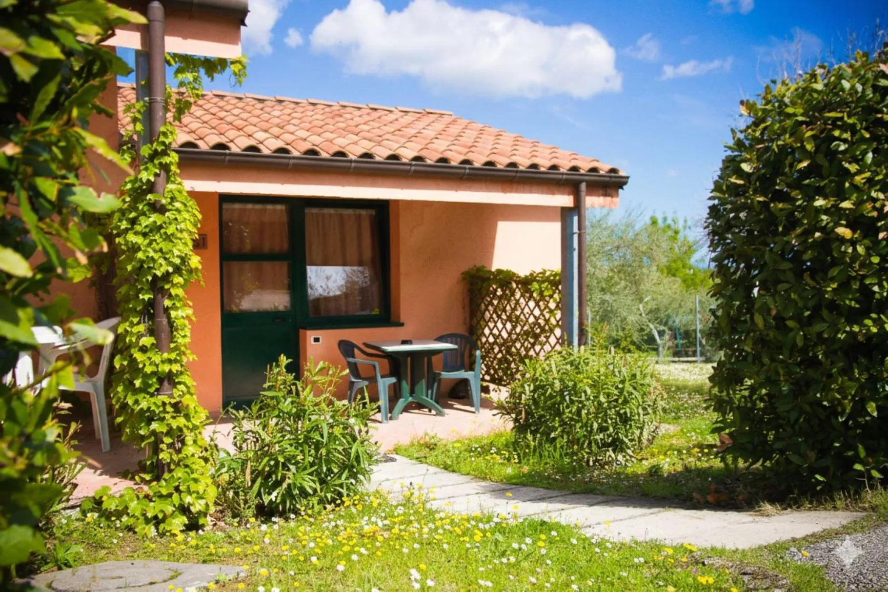 Property building in Garden Village San Marino