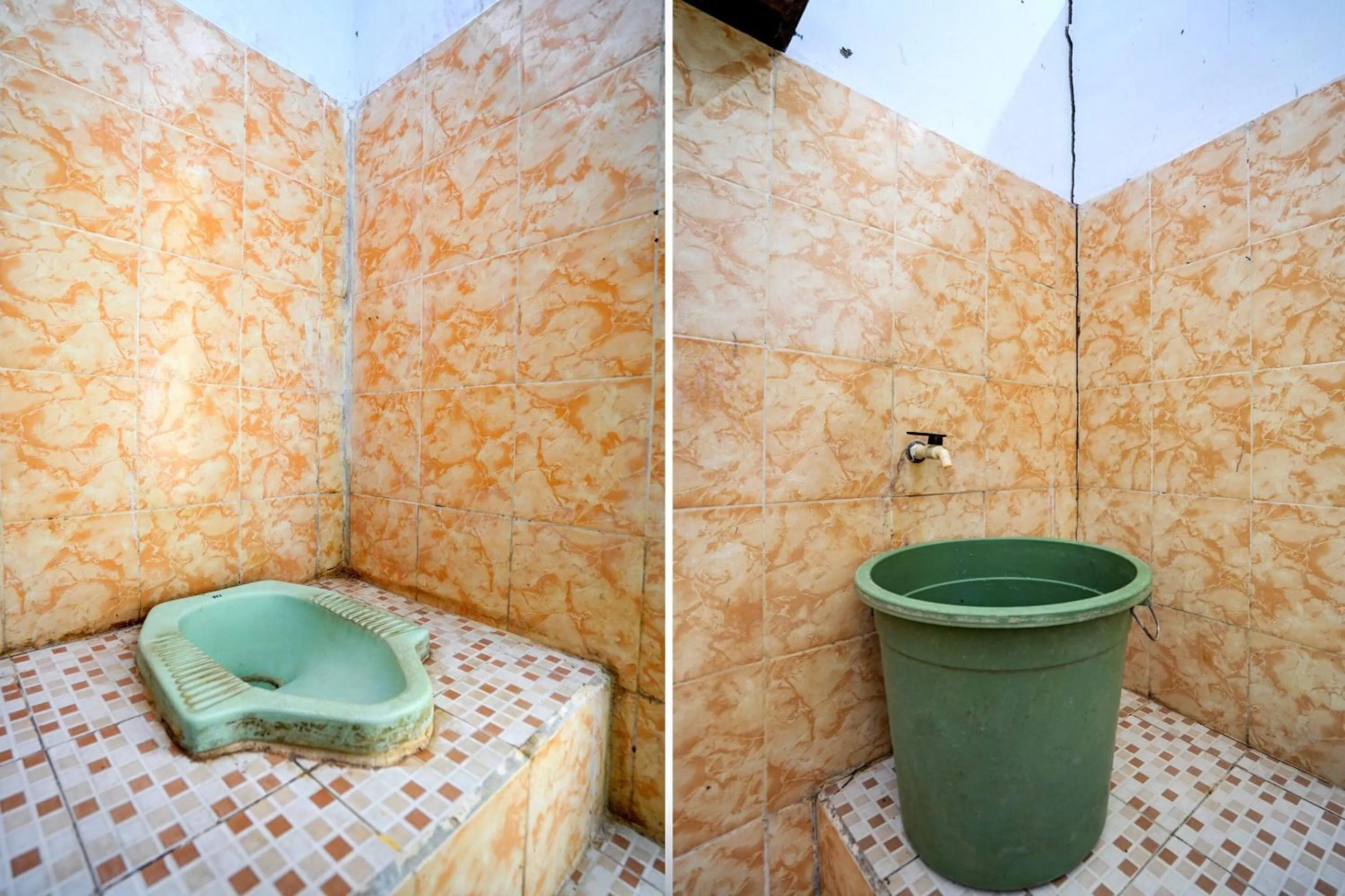 Bathroom in SPOT ON 92480 Iwn Homestay Syariah