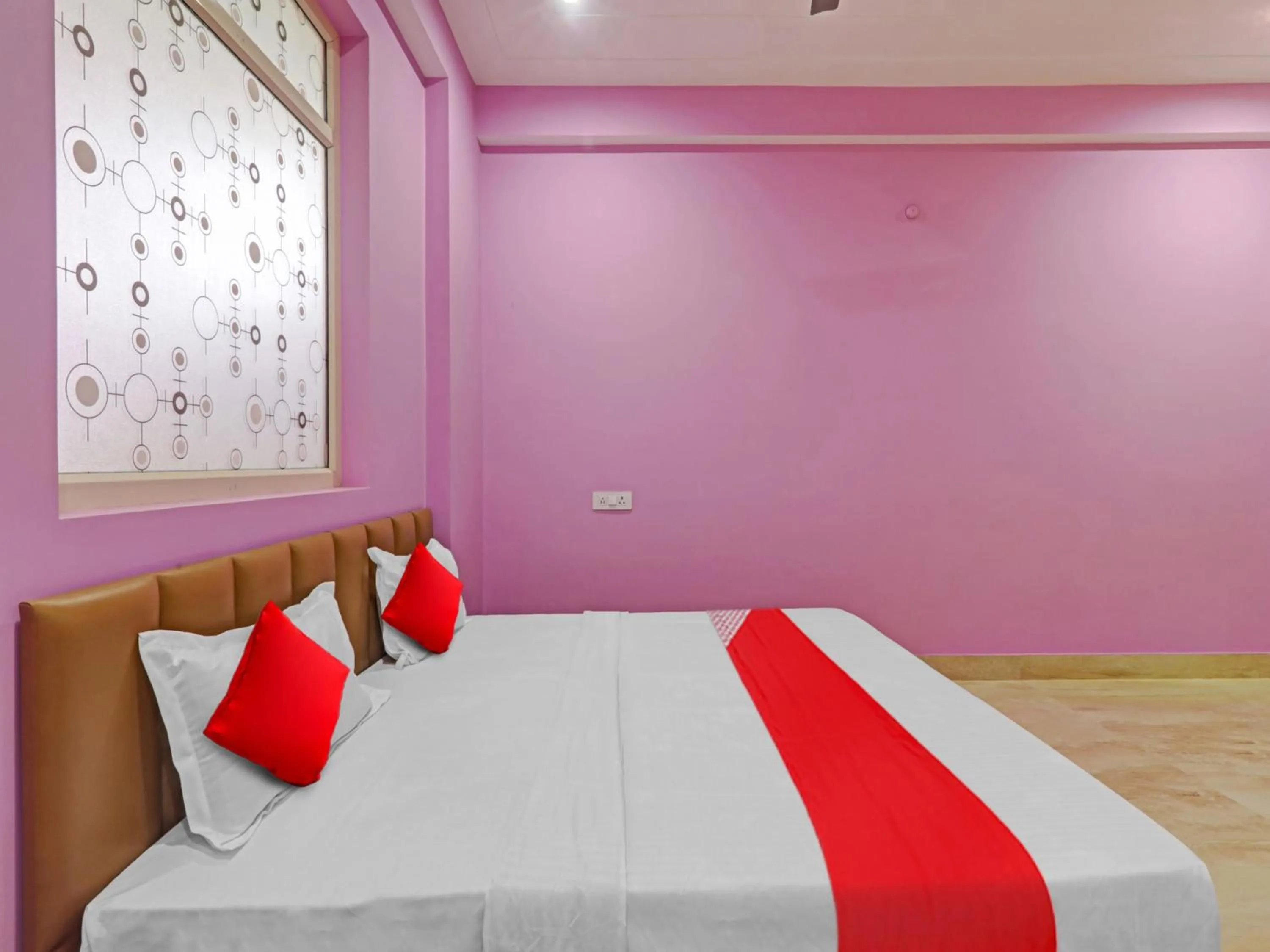 Bedroom, Bed in Hotel O SRV INN