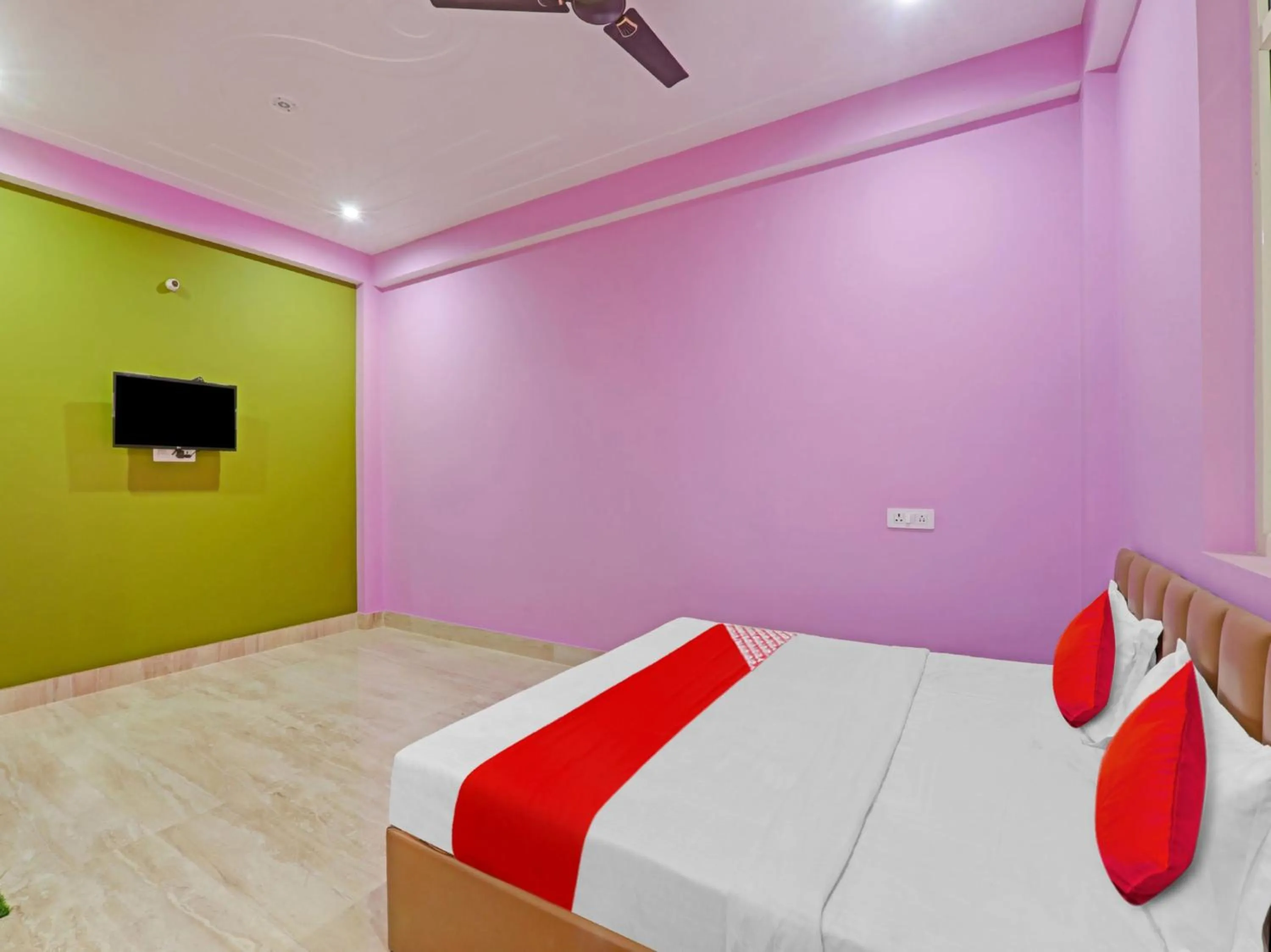 Bedroom, Bed in Hotel O SRV INN