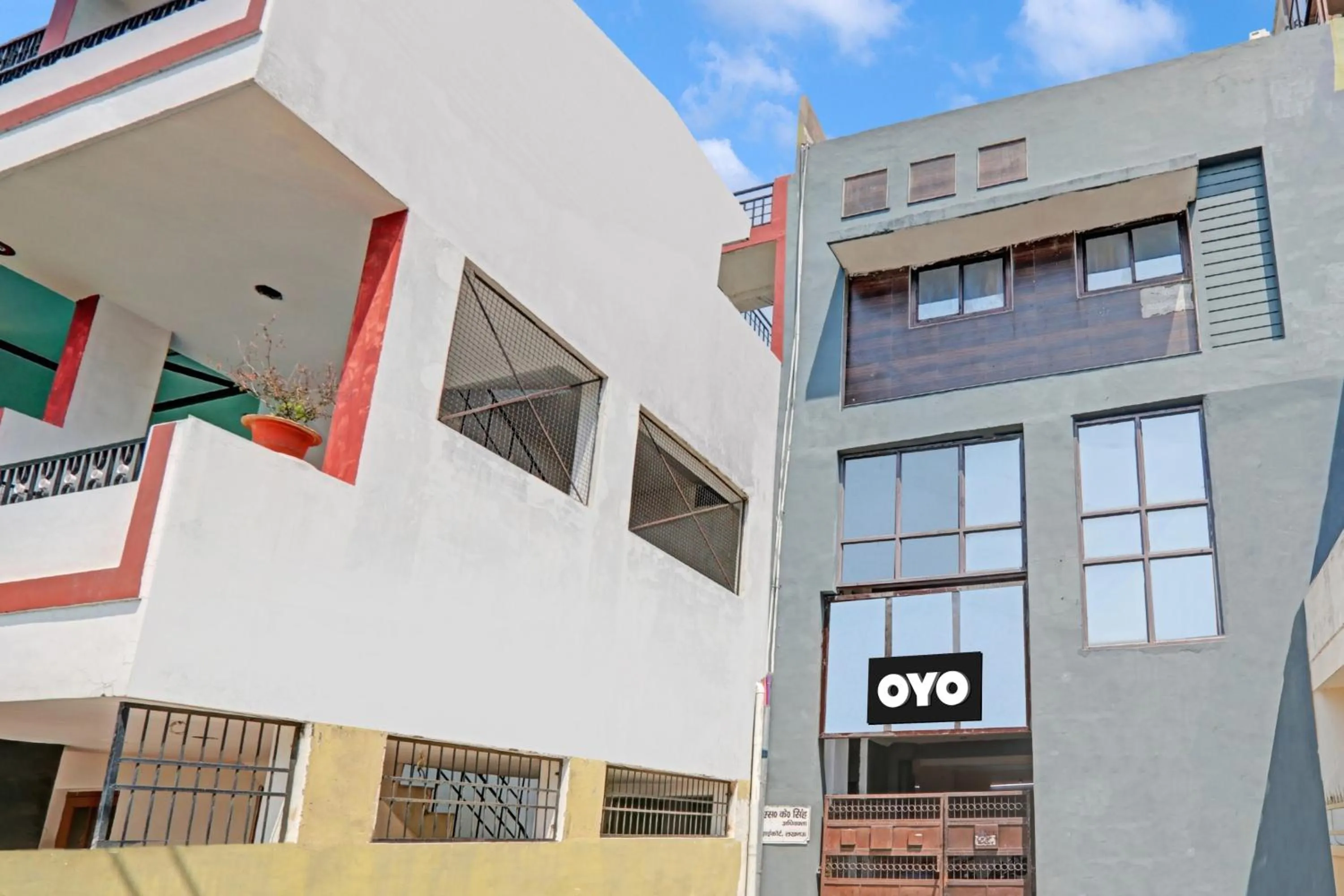 Facade/entrance in Super Hotel O Four Square