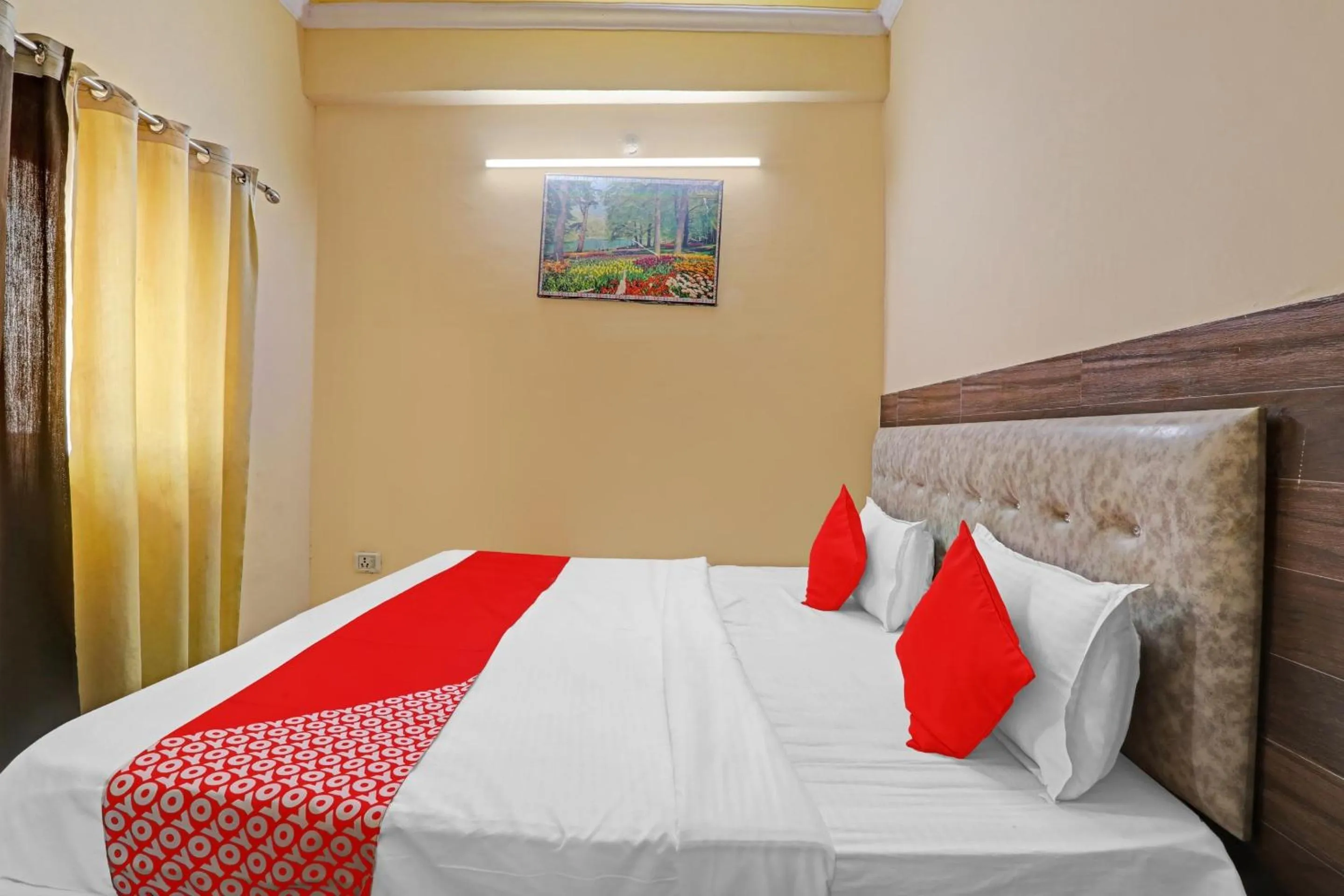 Bedroom, Bed in Super Hotel O Four Square