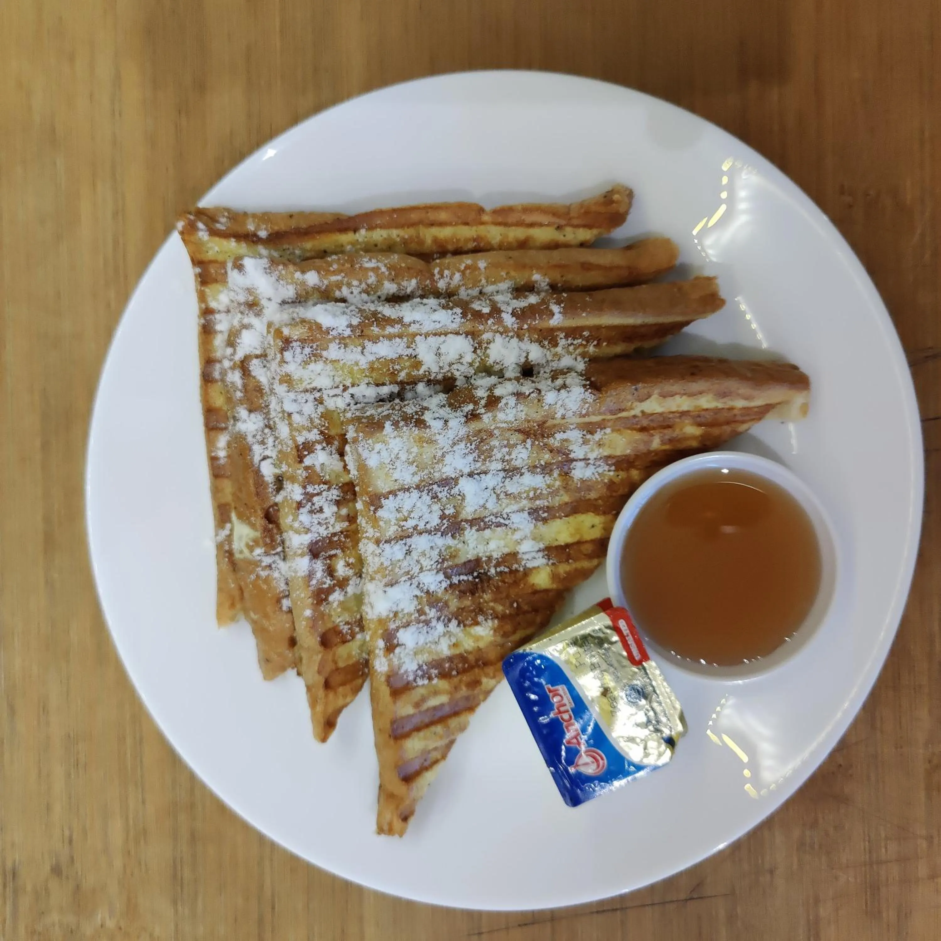 Breakfast in The Mango Suites by Flat06