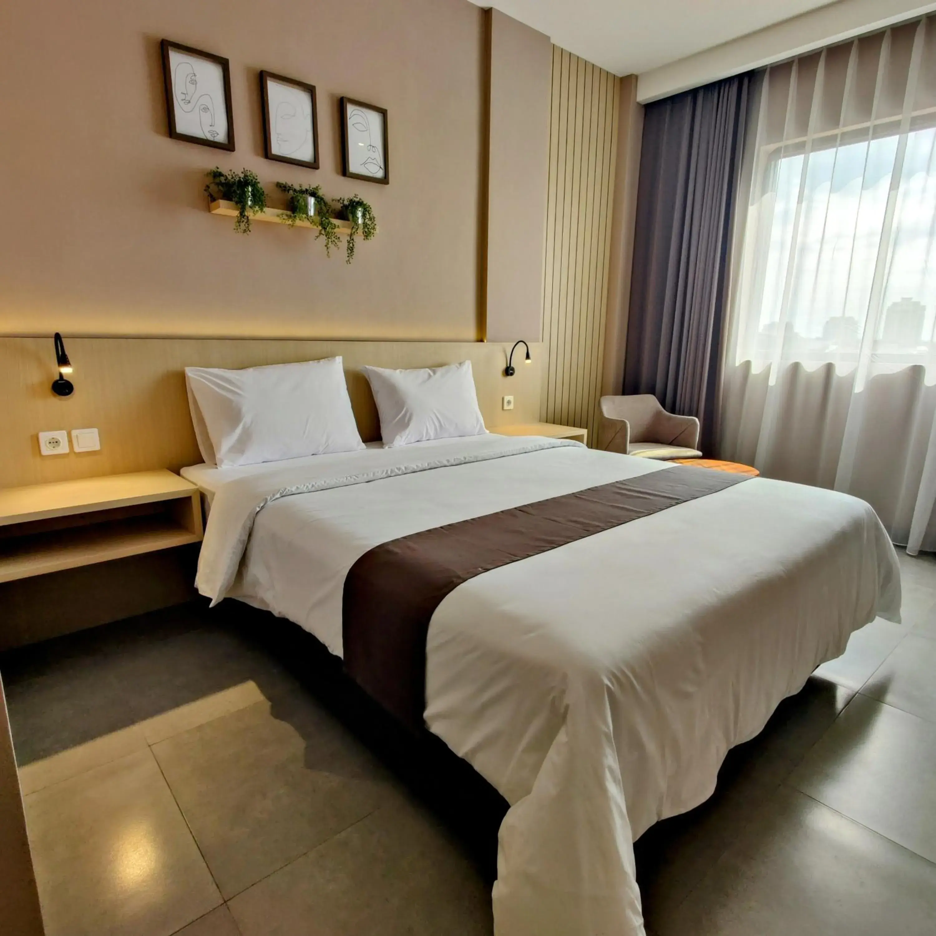 Deluxe Double Room in The Mango Suites by Flat06 Deluxe Double Room in The Mango Suites by Flat06