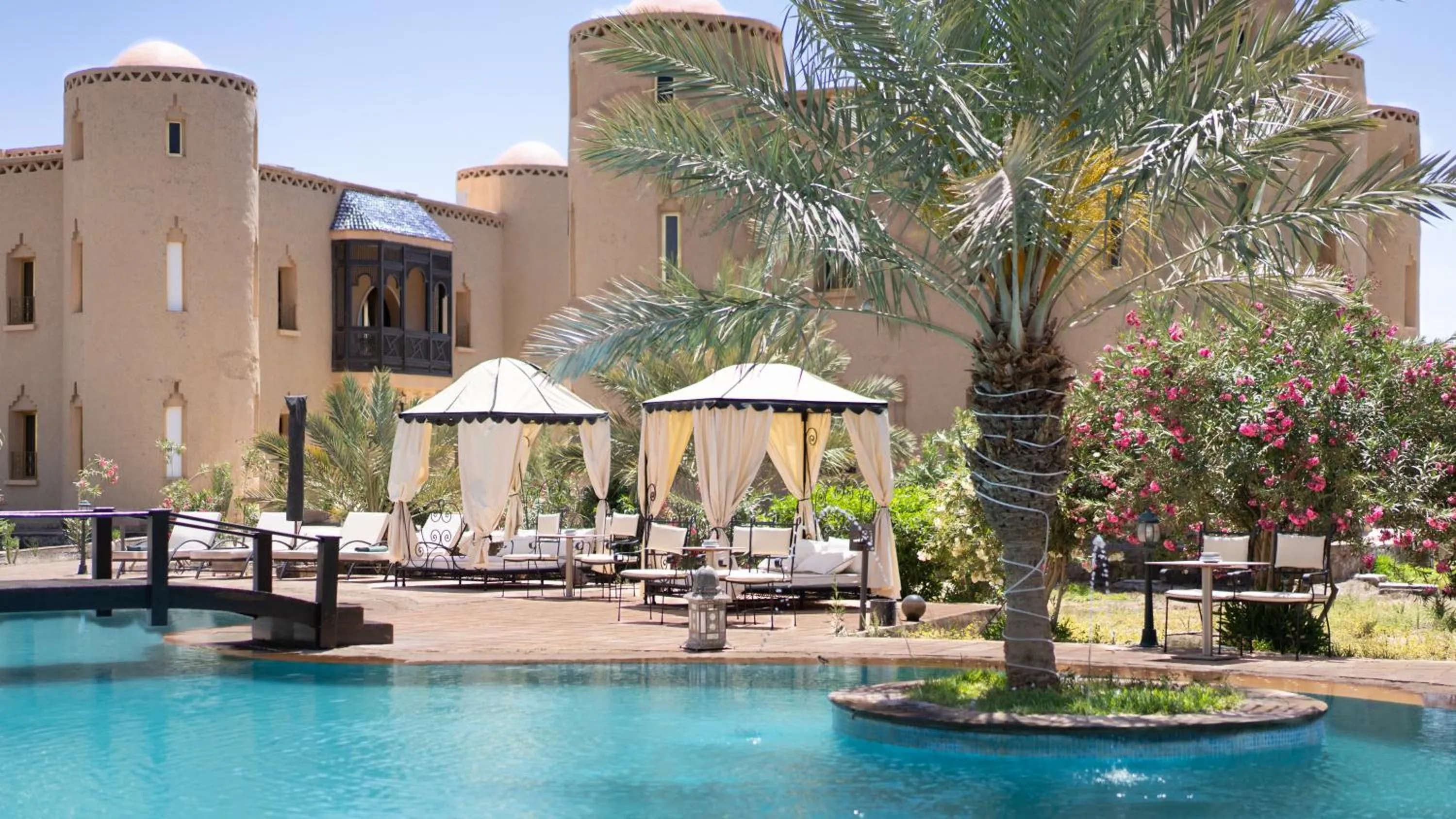 Swimming pool in Palais Du Desert Hotel & Spa