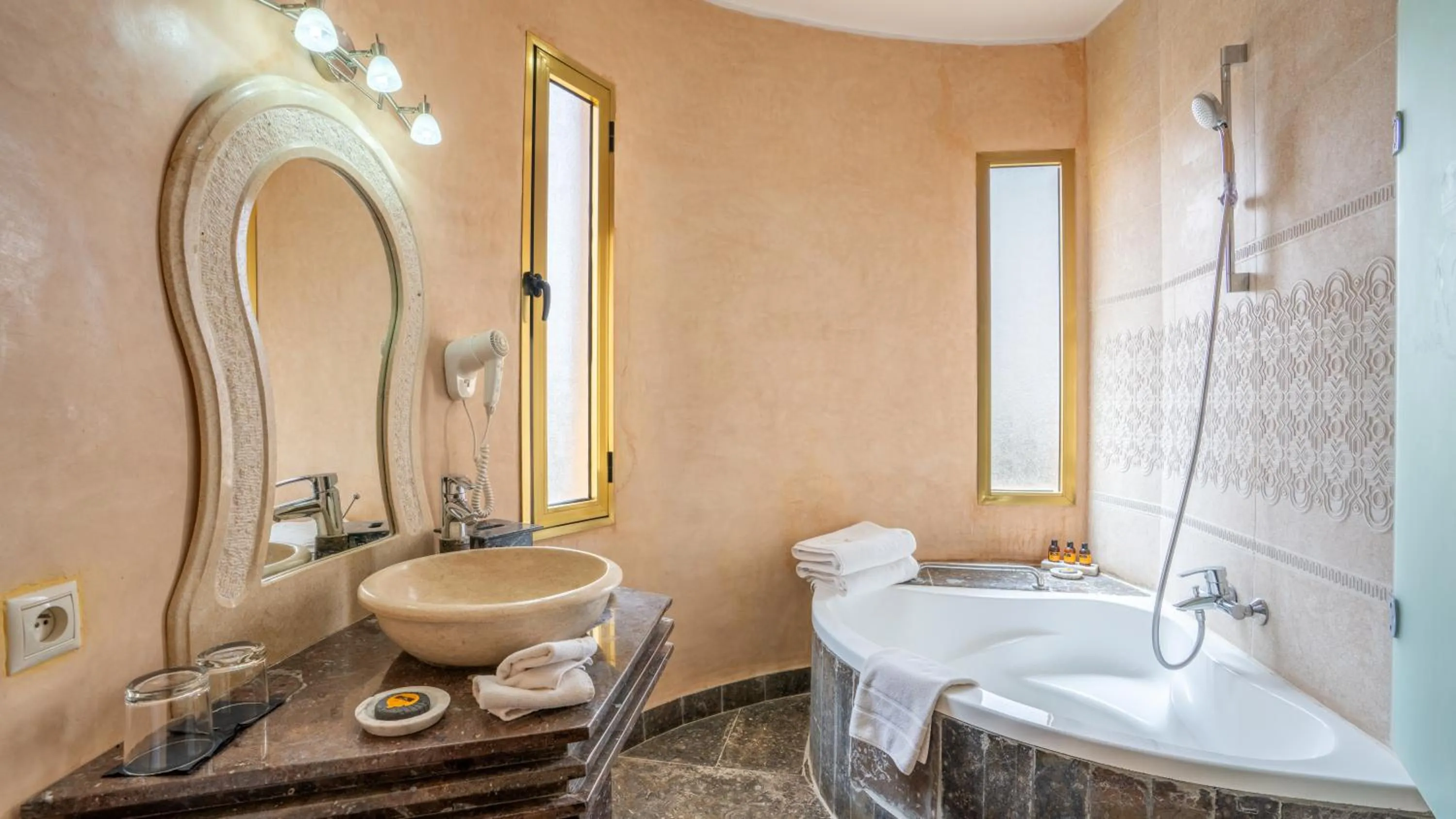 Bathroom in Palais Du Desert Hotel & Spa