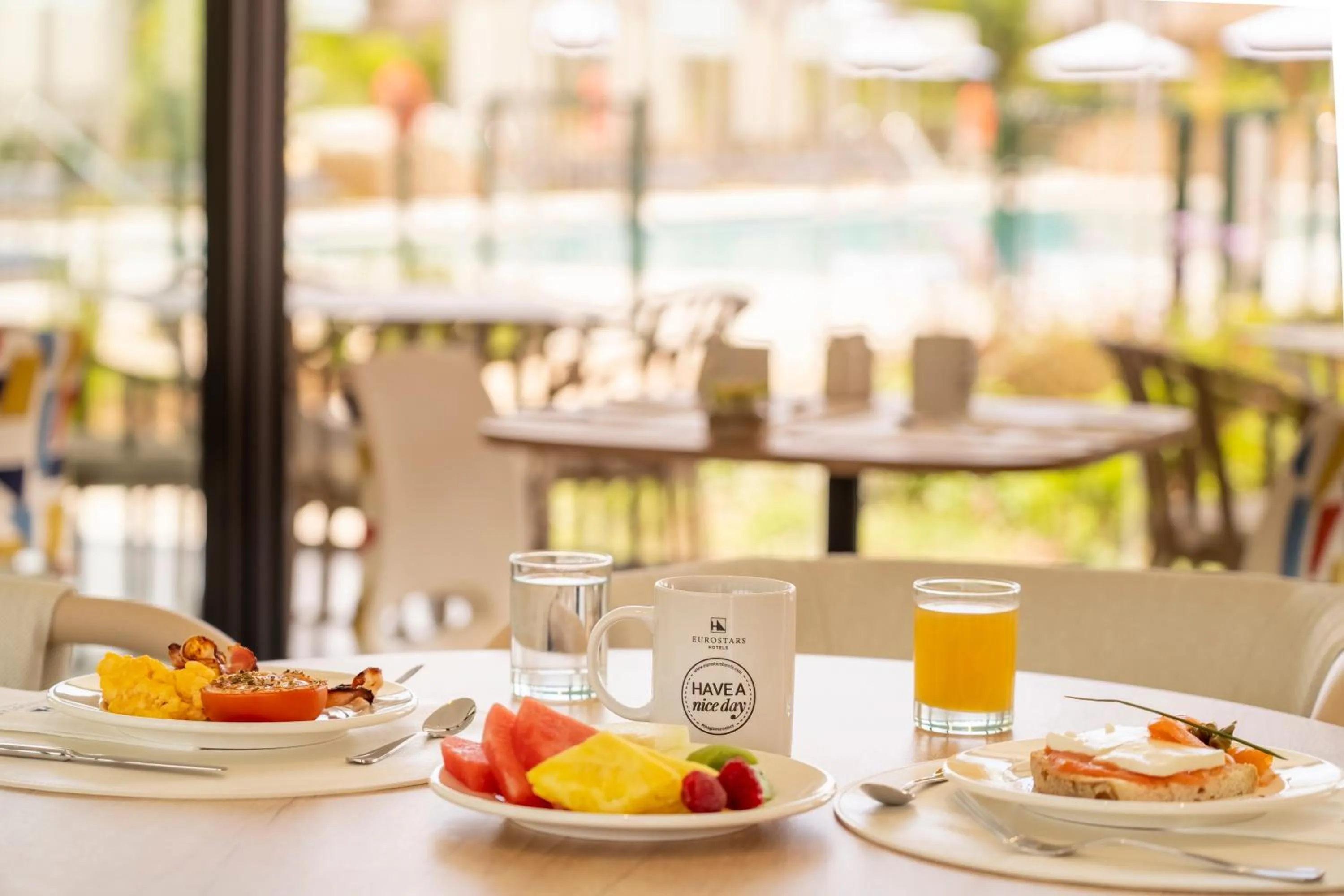 Breakfast in Eurostars Oasis Marbella