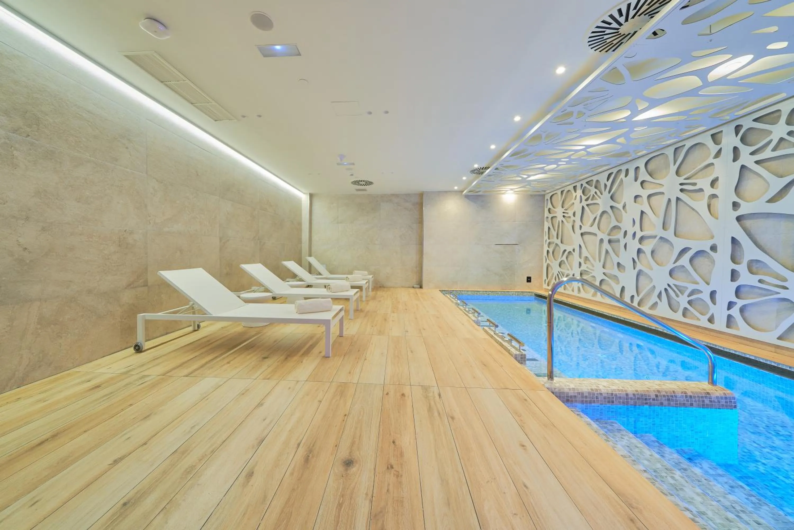 Spa and wellness centre/facilities in Eurostars Oasis Marbella
