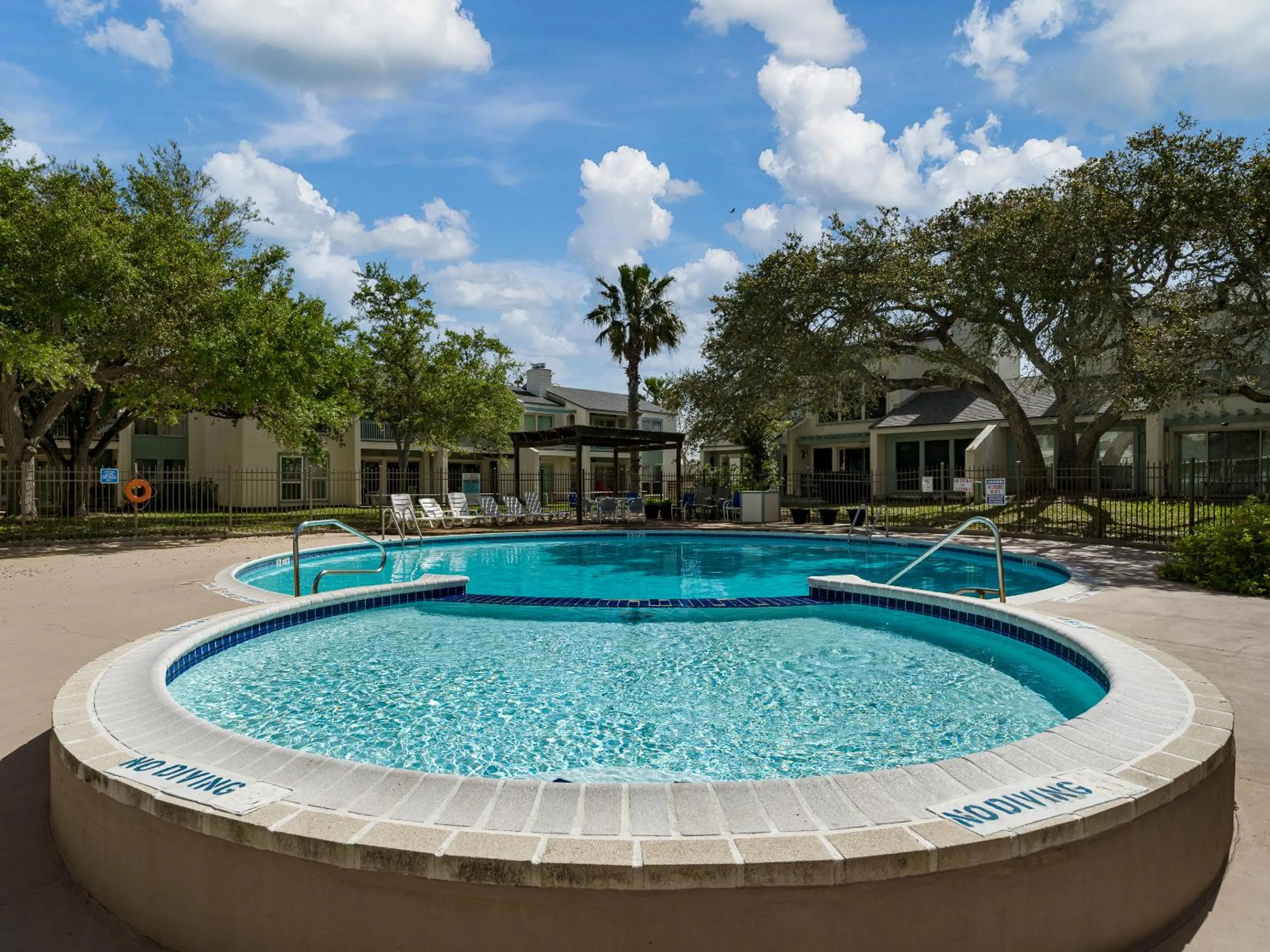 Property building in Sailing Windward