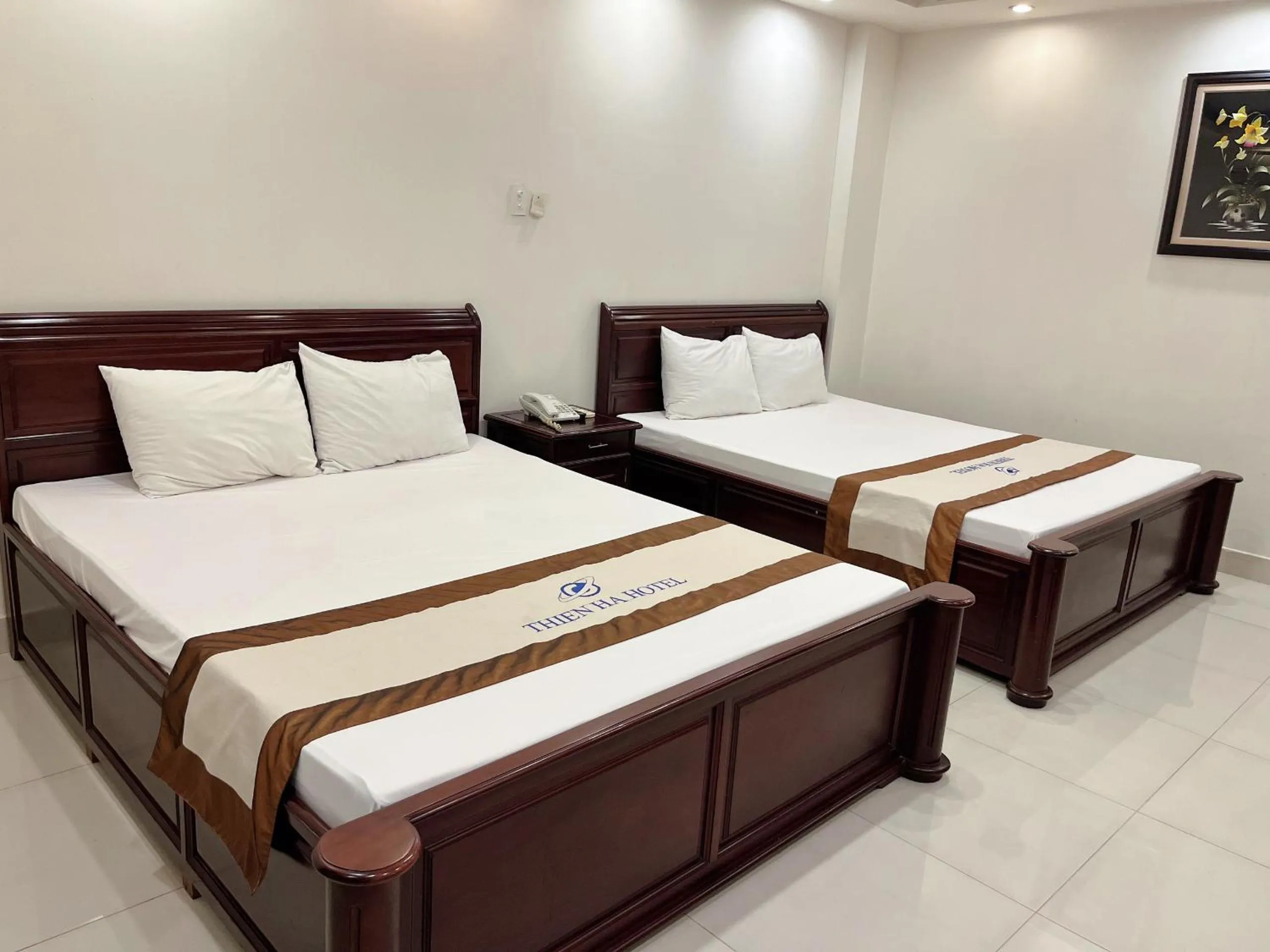 Bed in Thien Ha Hotel