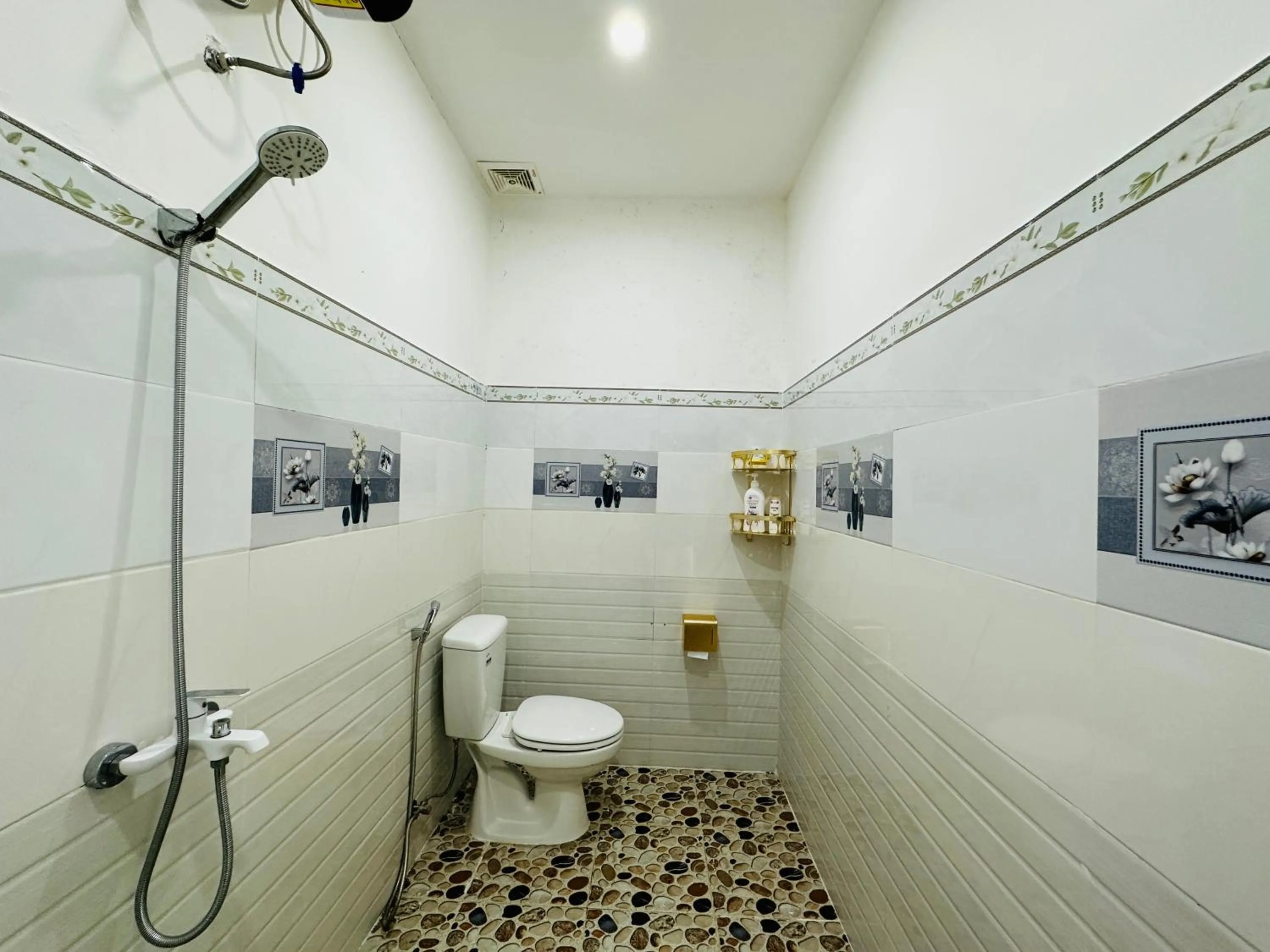 Shower in Ben's House 3