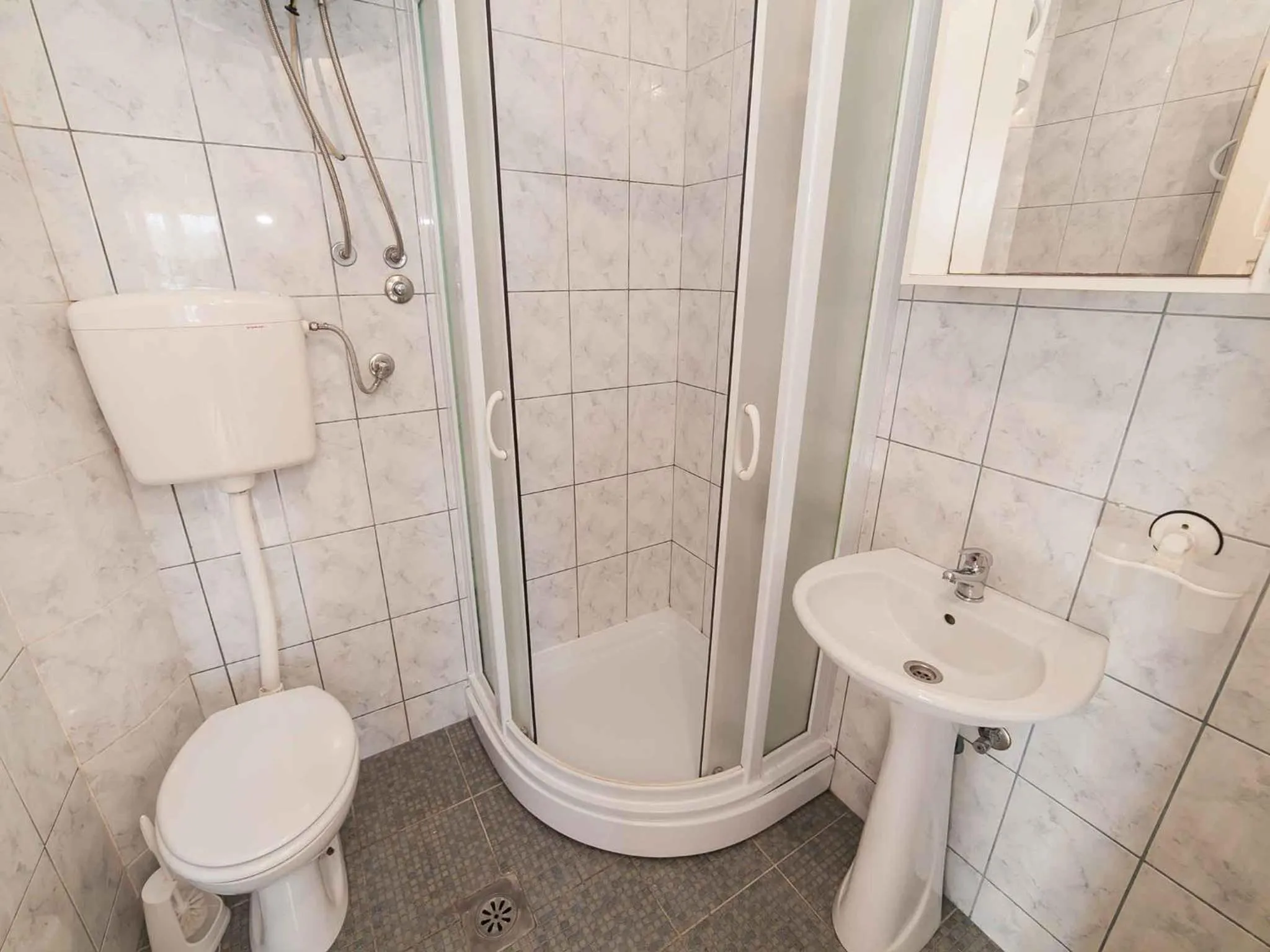 Bathroom in Maki Apartments - Plavi Horizonti Beach