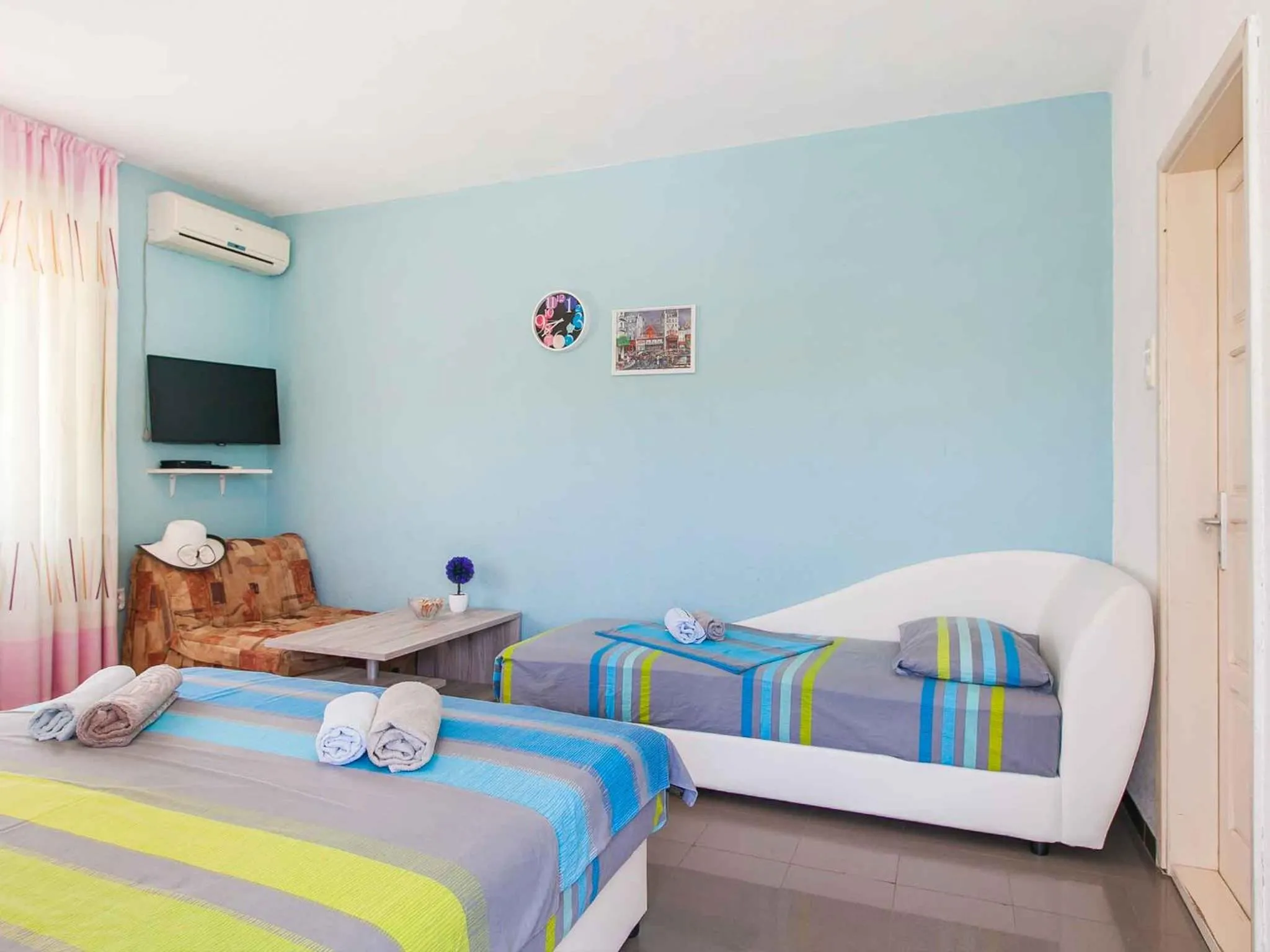 Bed in Maki Apartments - Plavi Horizonti Beach